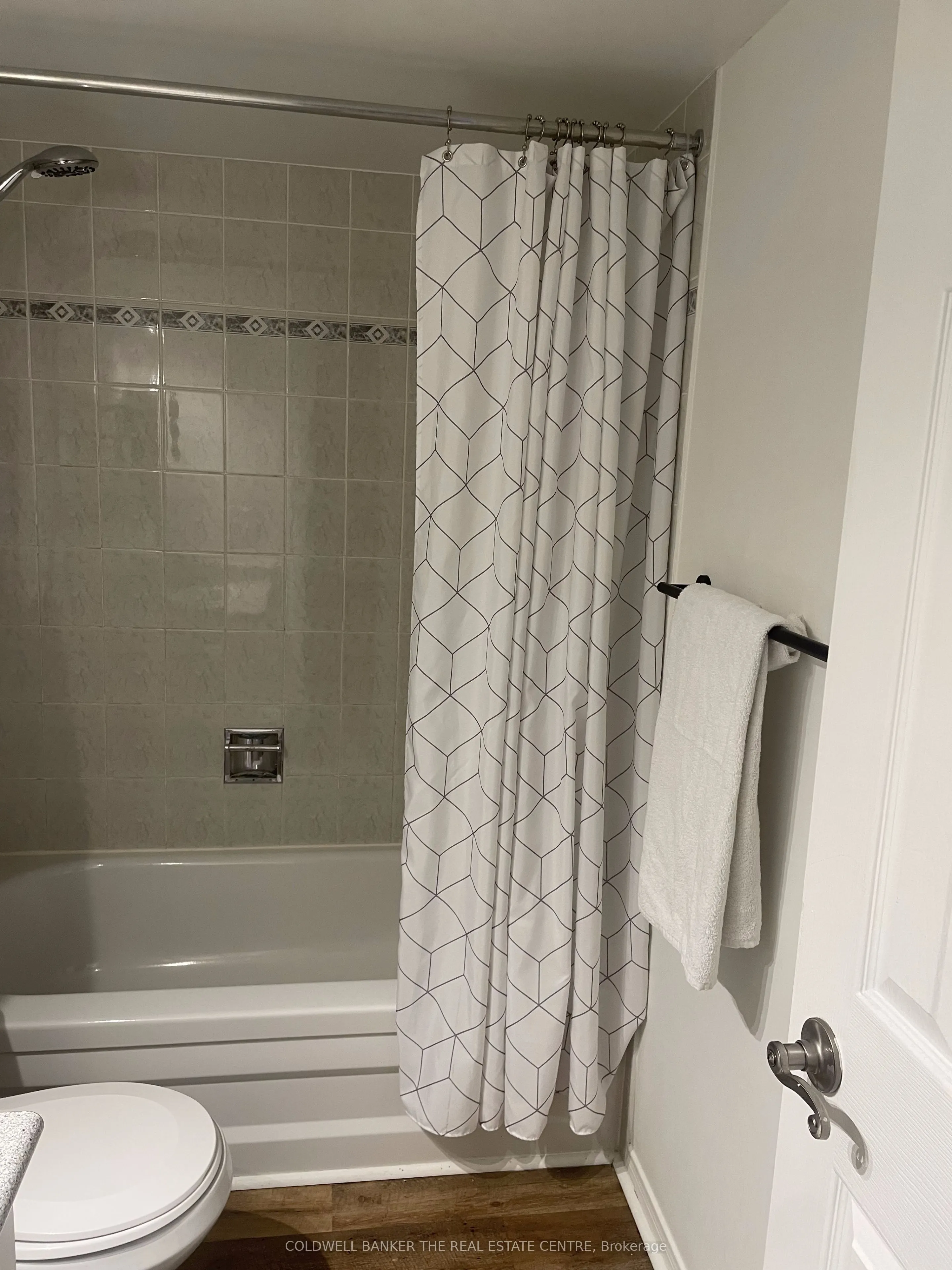 111 Bristol Road E, #112