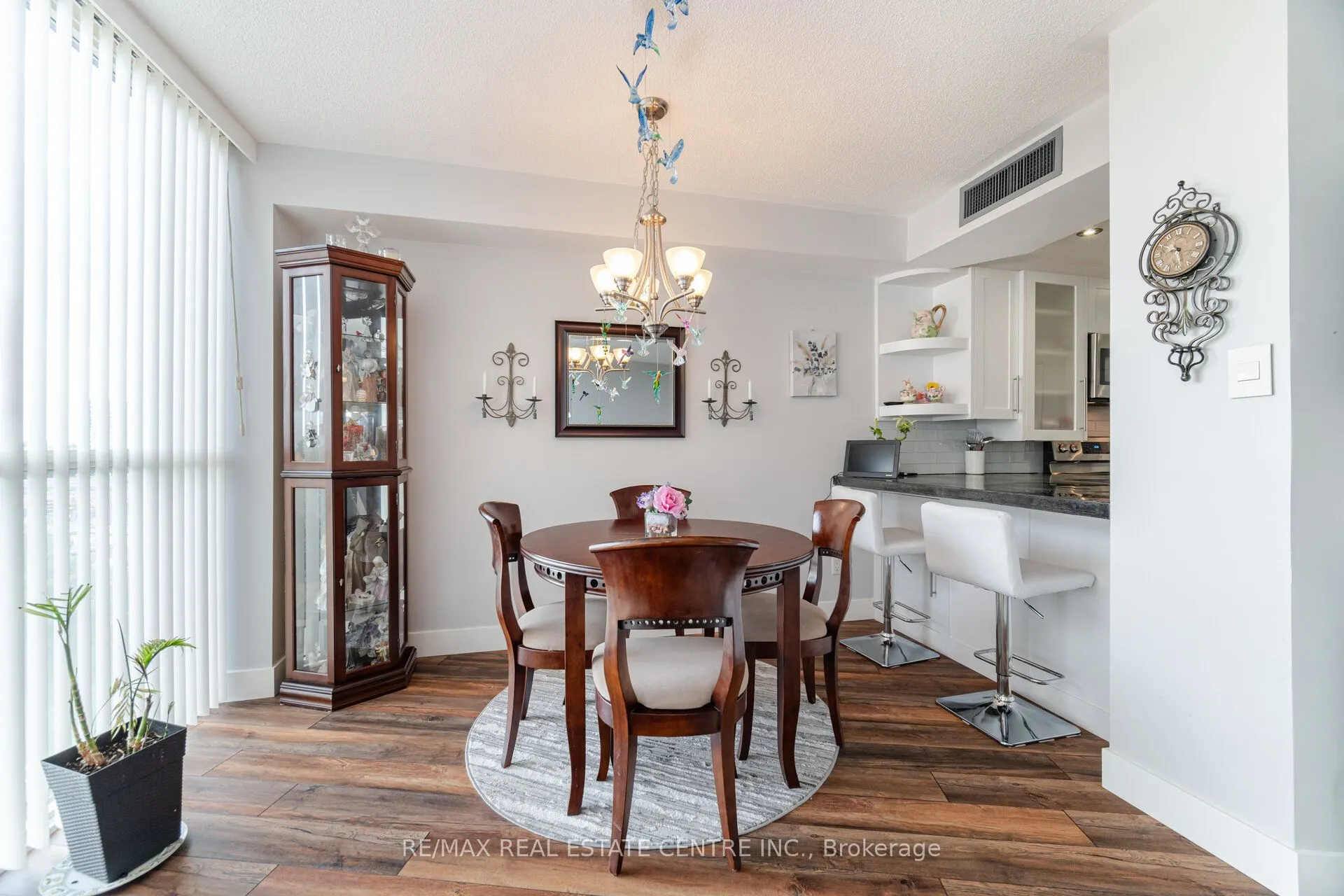 1360 Rathburn Road E, #705