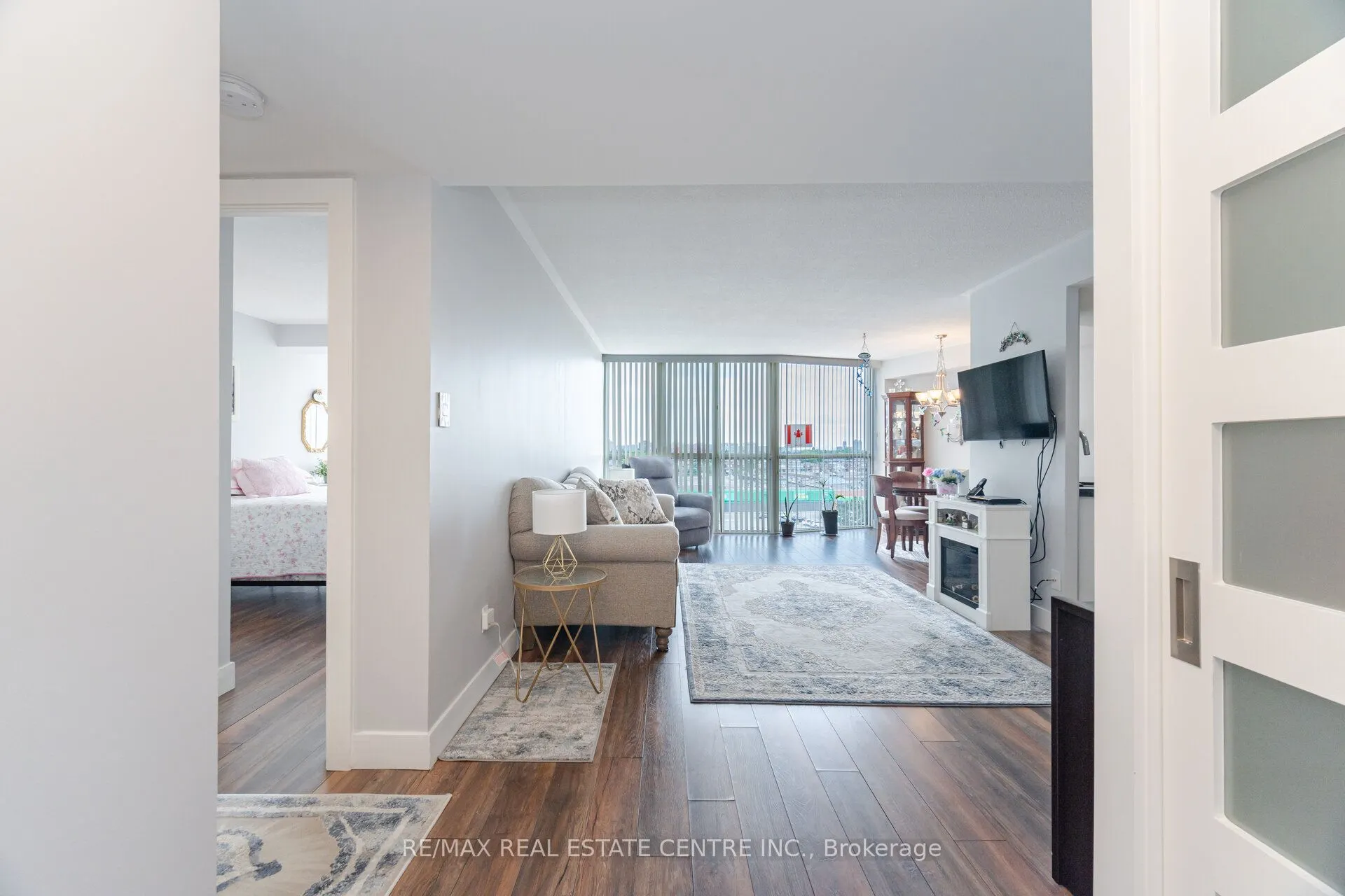 1360 Rathburn Road E, #705