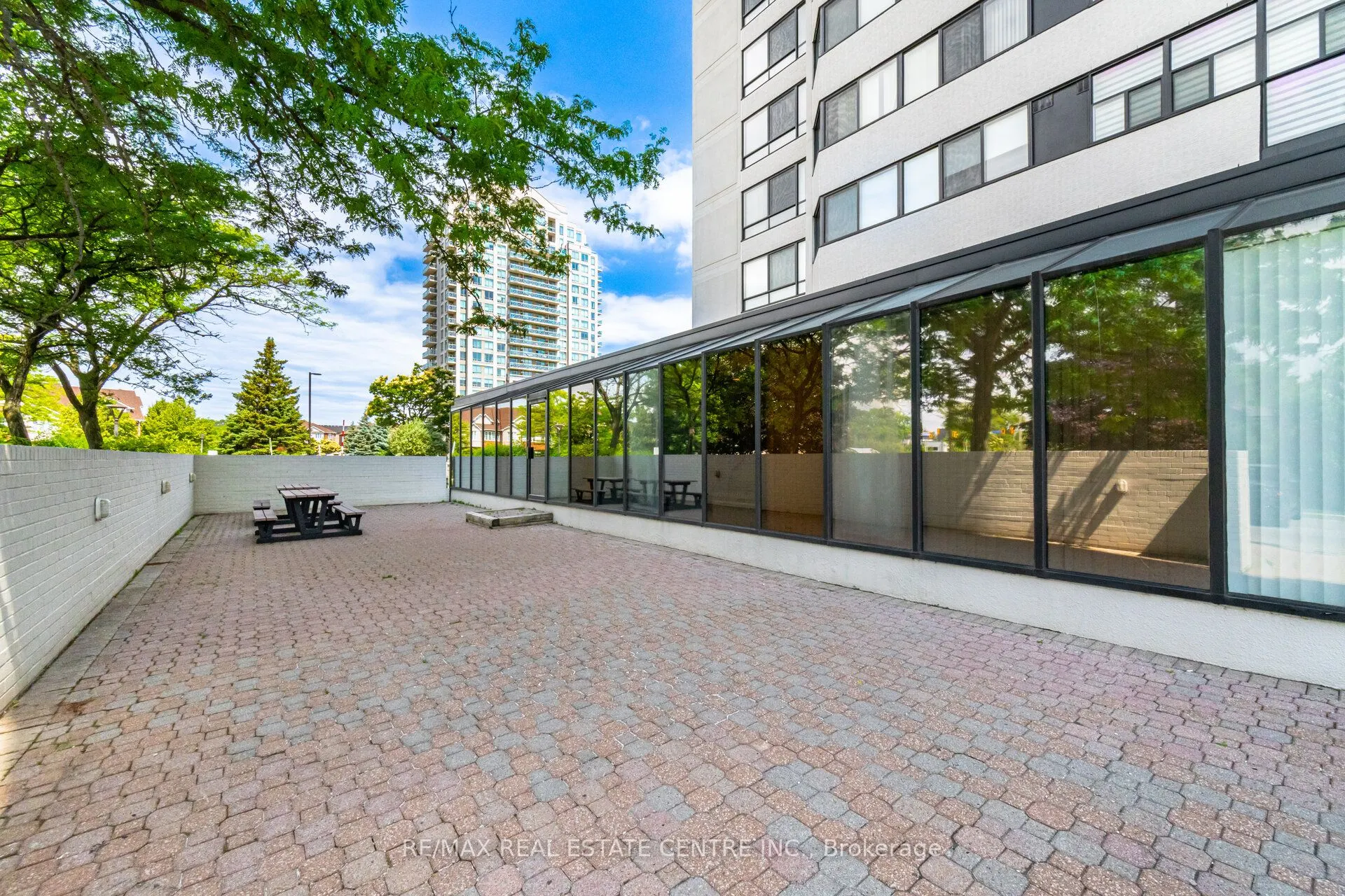 1360 Rathburn Road E, #705