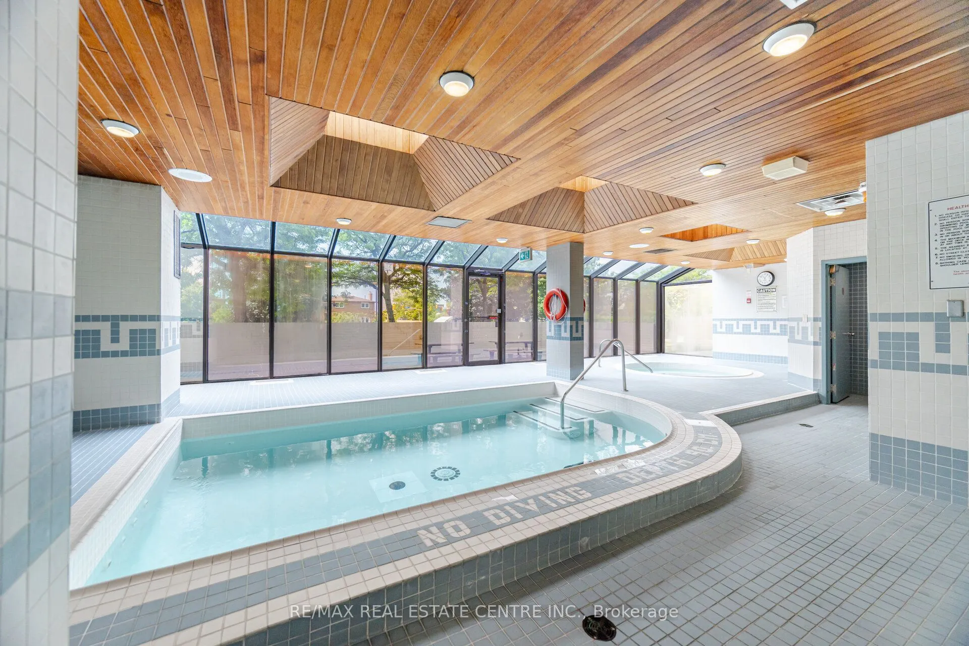 1360 Rathburn Road E, #705