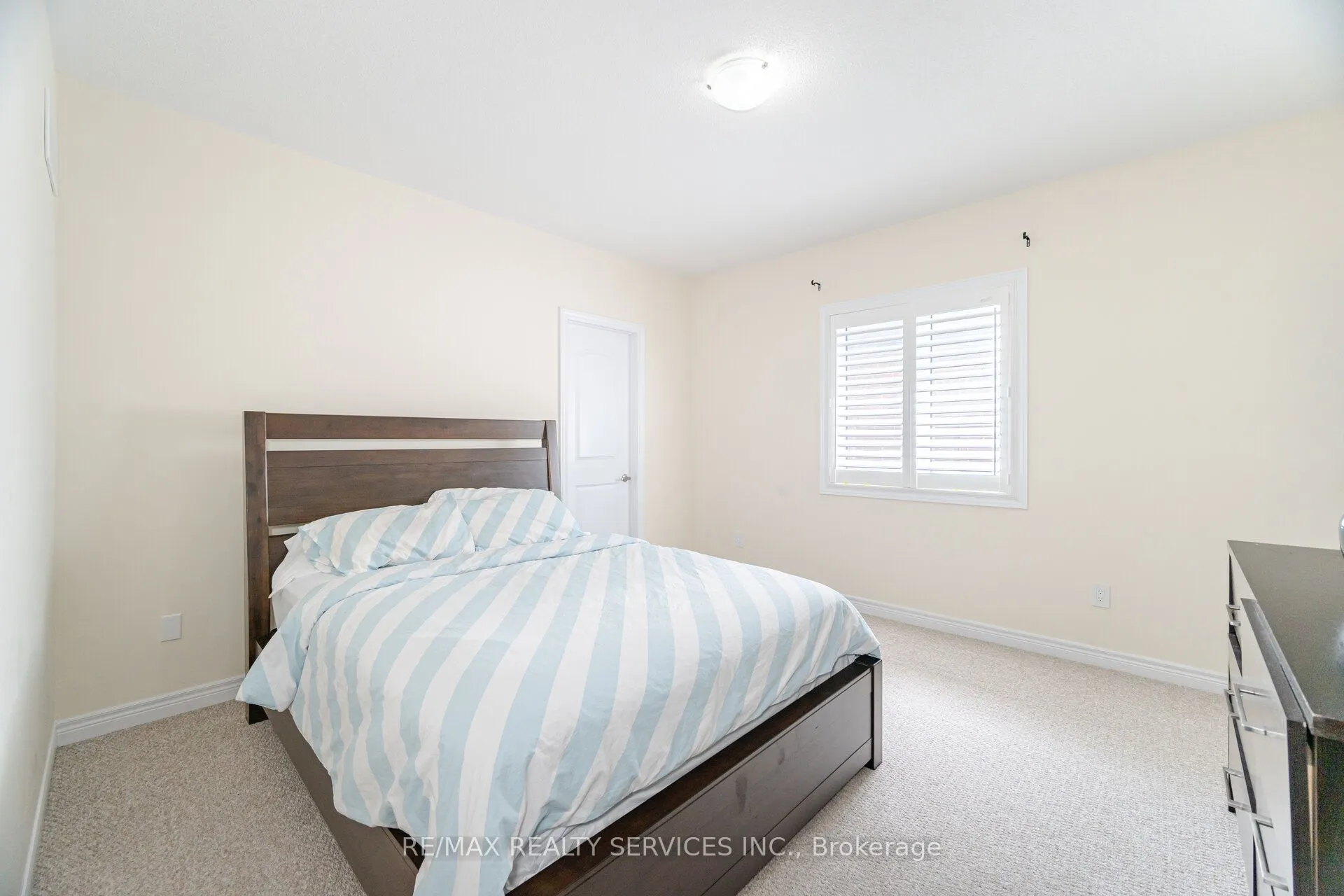 32 Albert Spencer Avenue