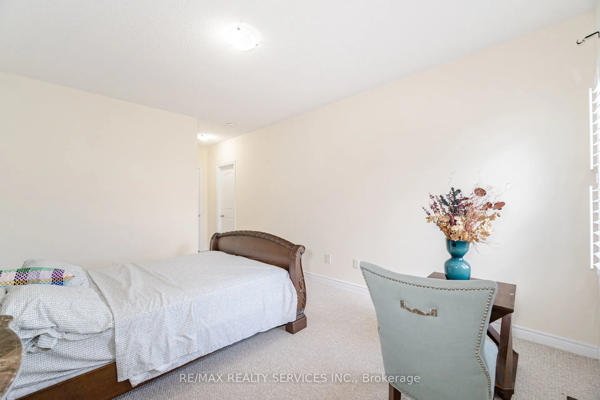 32 Albert Spencer Avenue