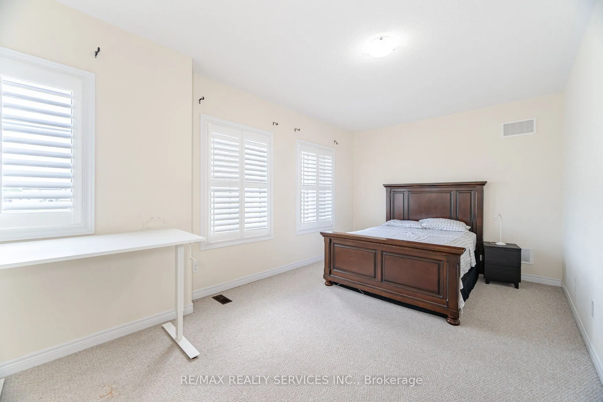 32 Albert Spencer Avenue