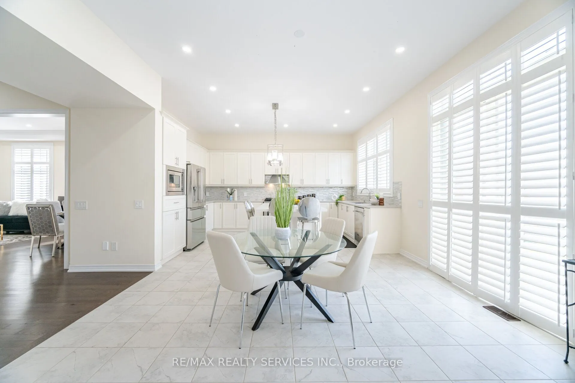 32 Albert Spencer Avenue