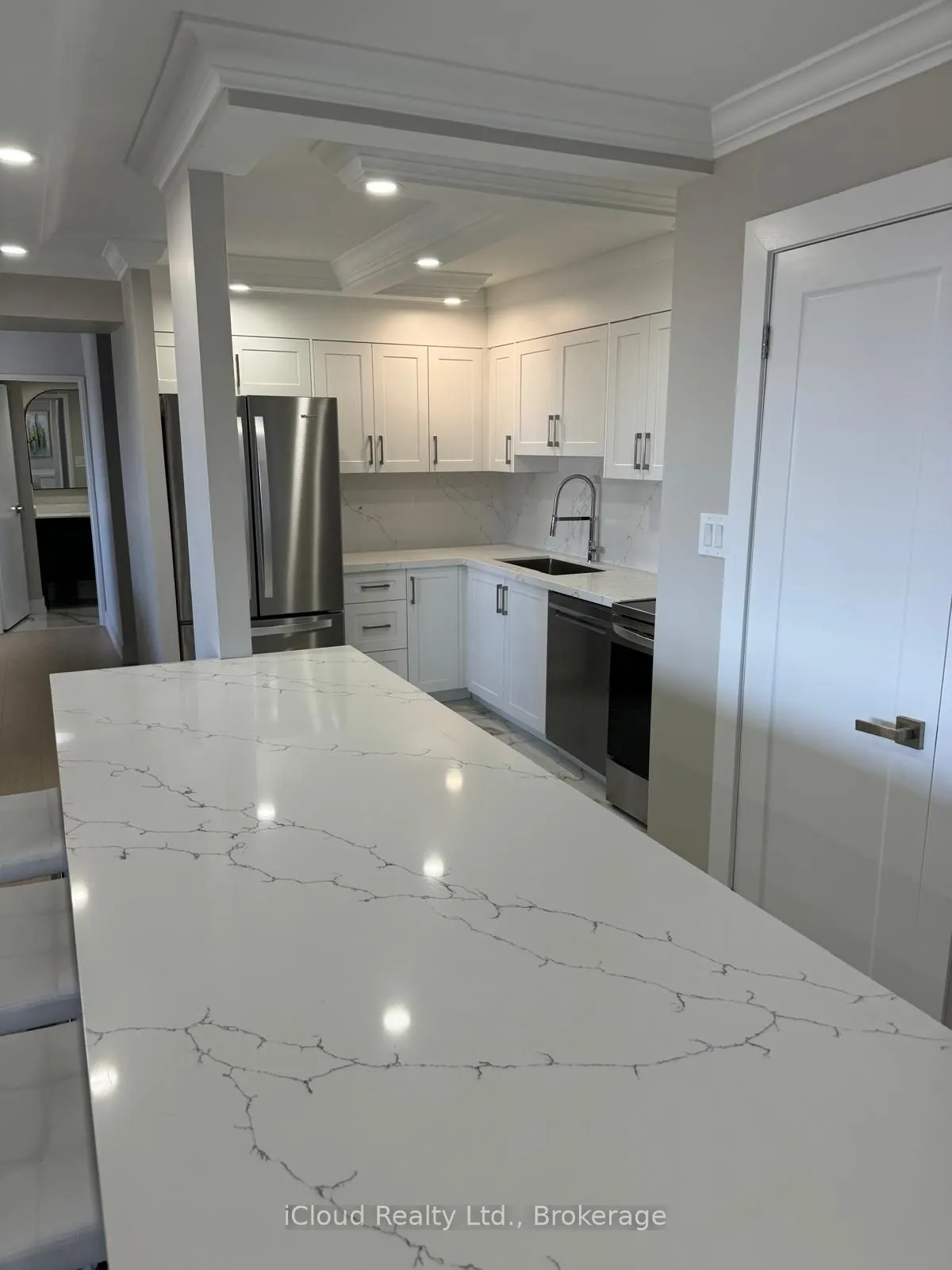 1580 Mississauga Valley Boulevard, #1110