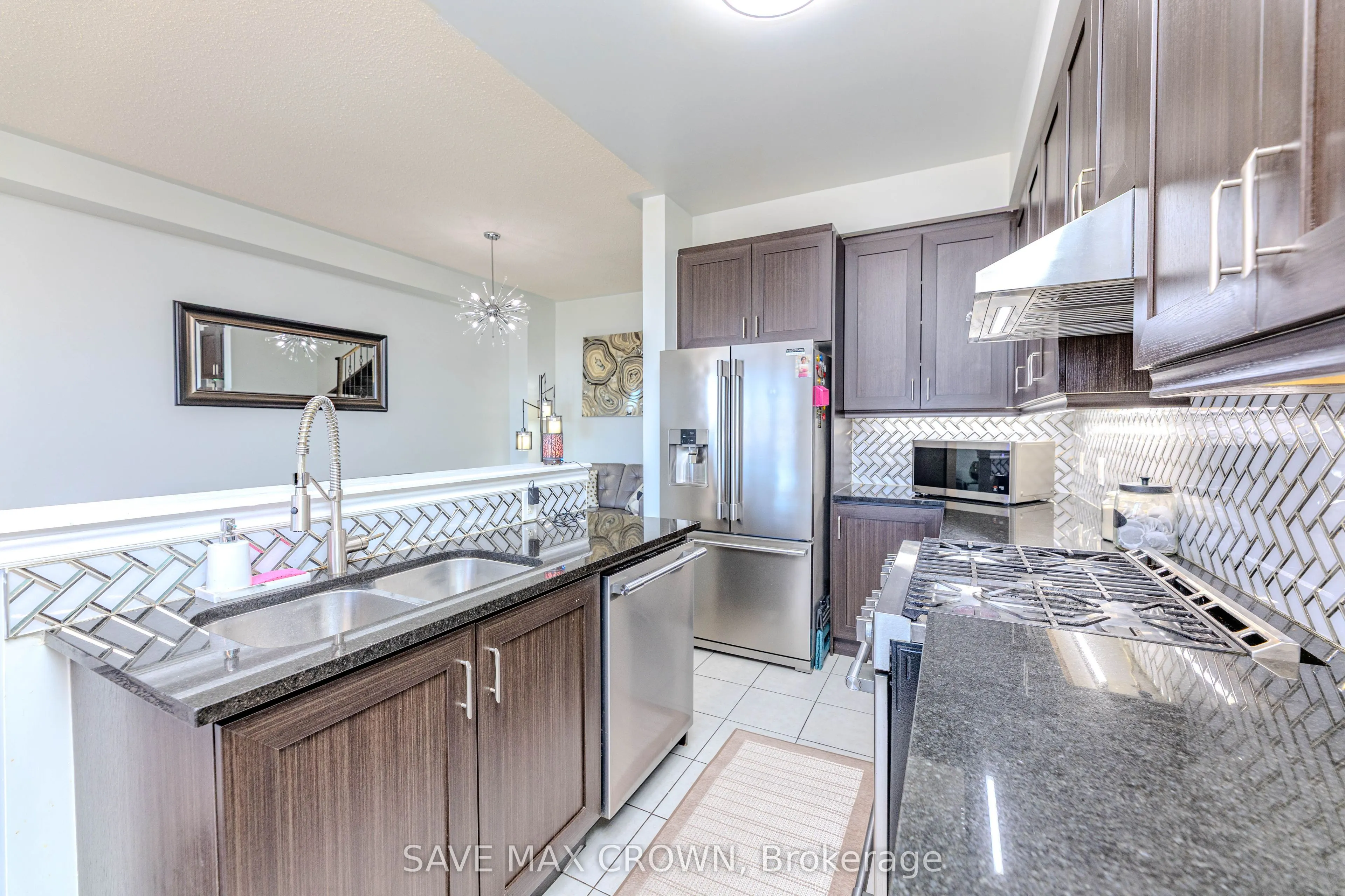 194 Sky Harbour Drive