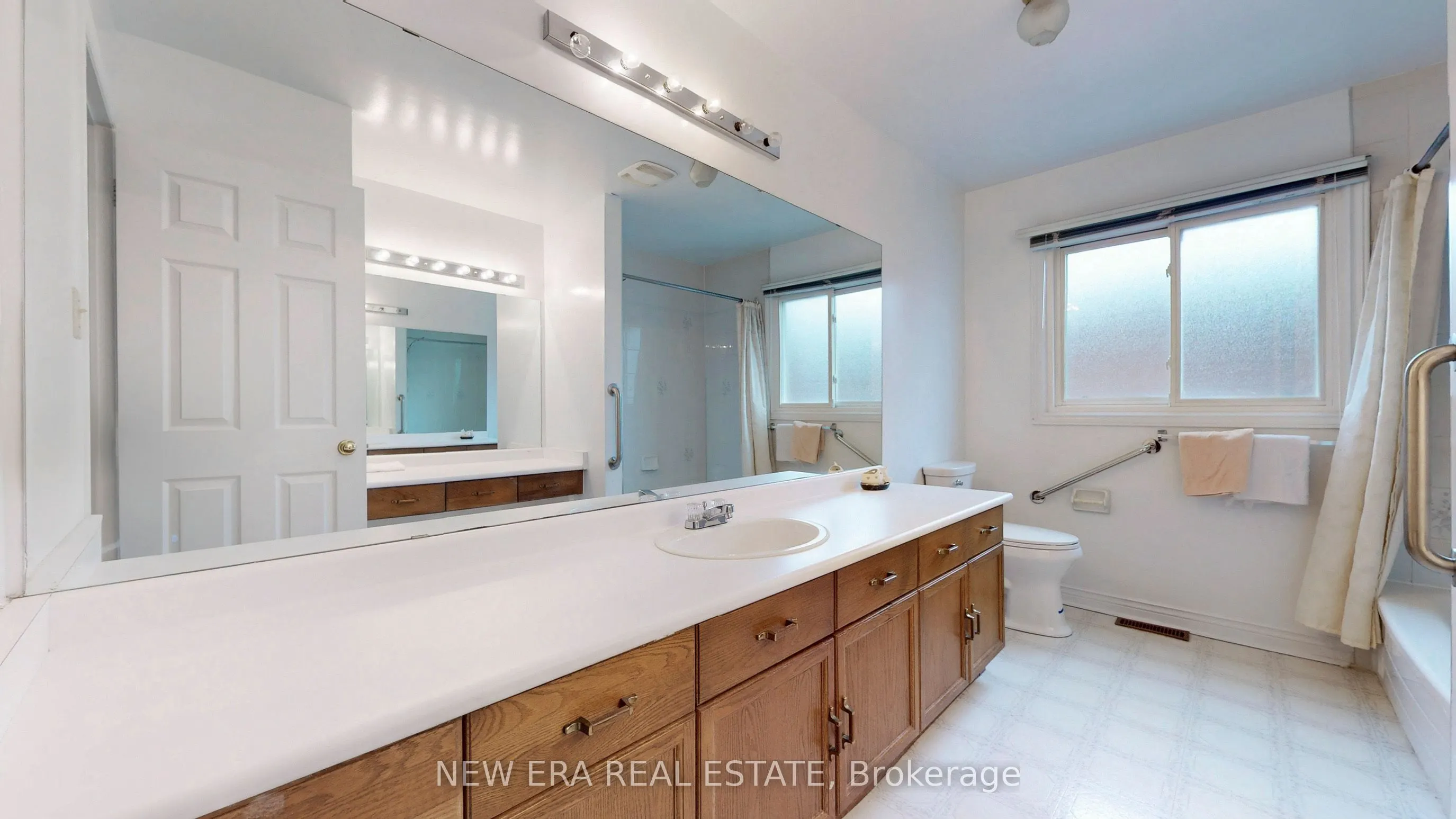 2156 Lumberman Lane