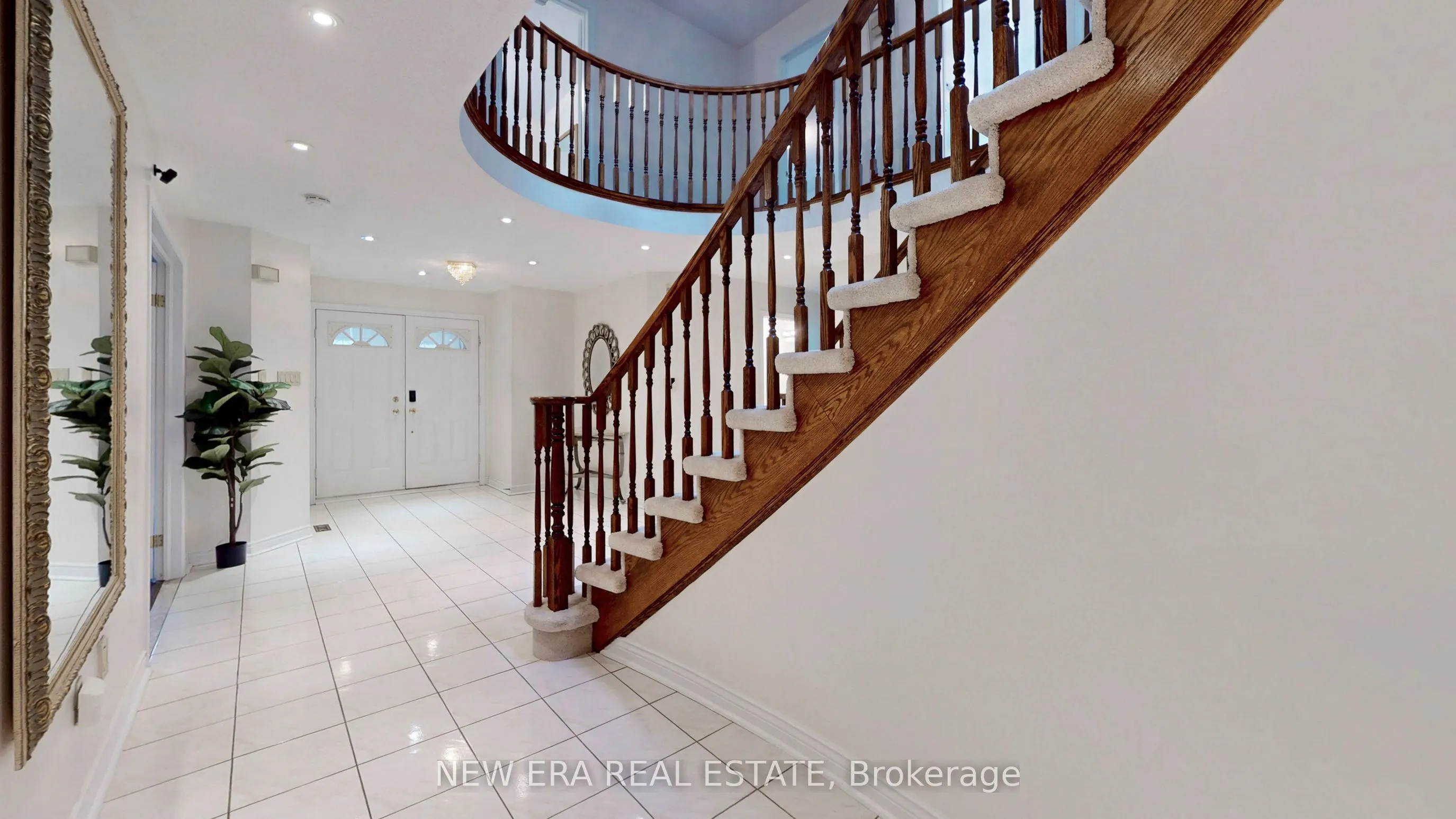 2156 Lumberman Lane