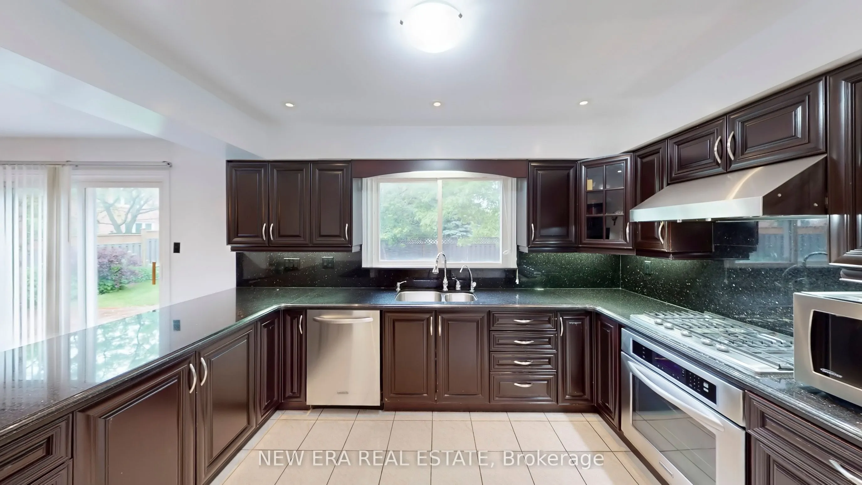 2156 Lumberman Lane