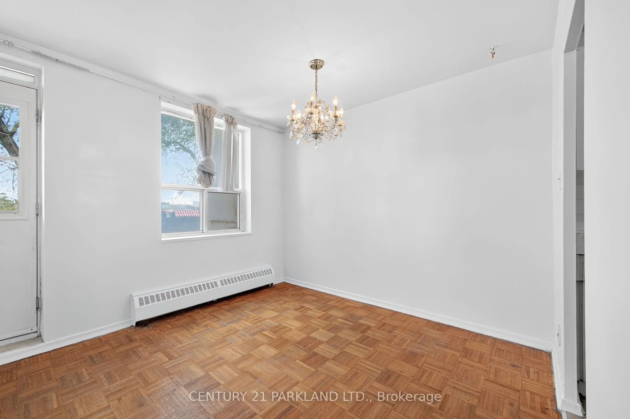 2961 Dufferin Street, #202