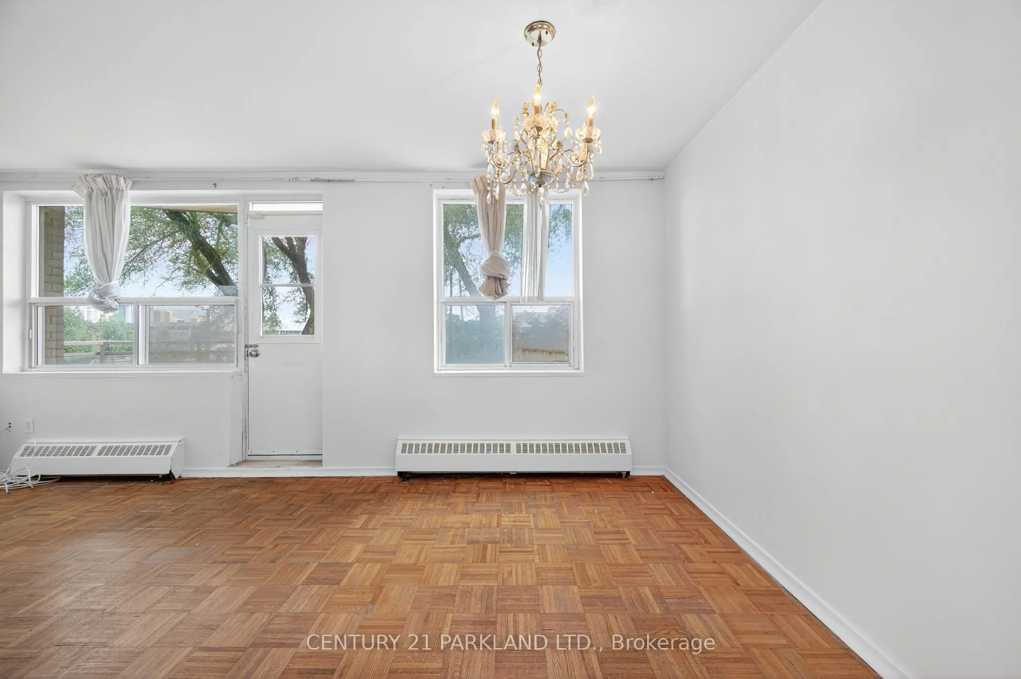 2961 Dufferin Street, #202