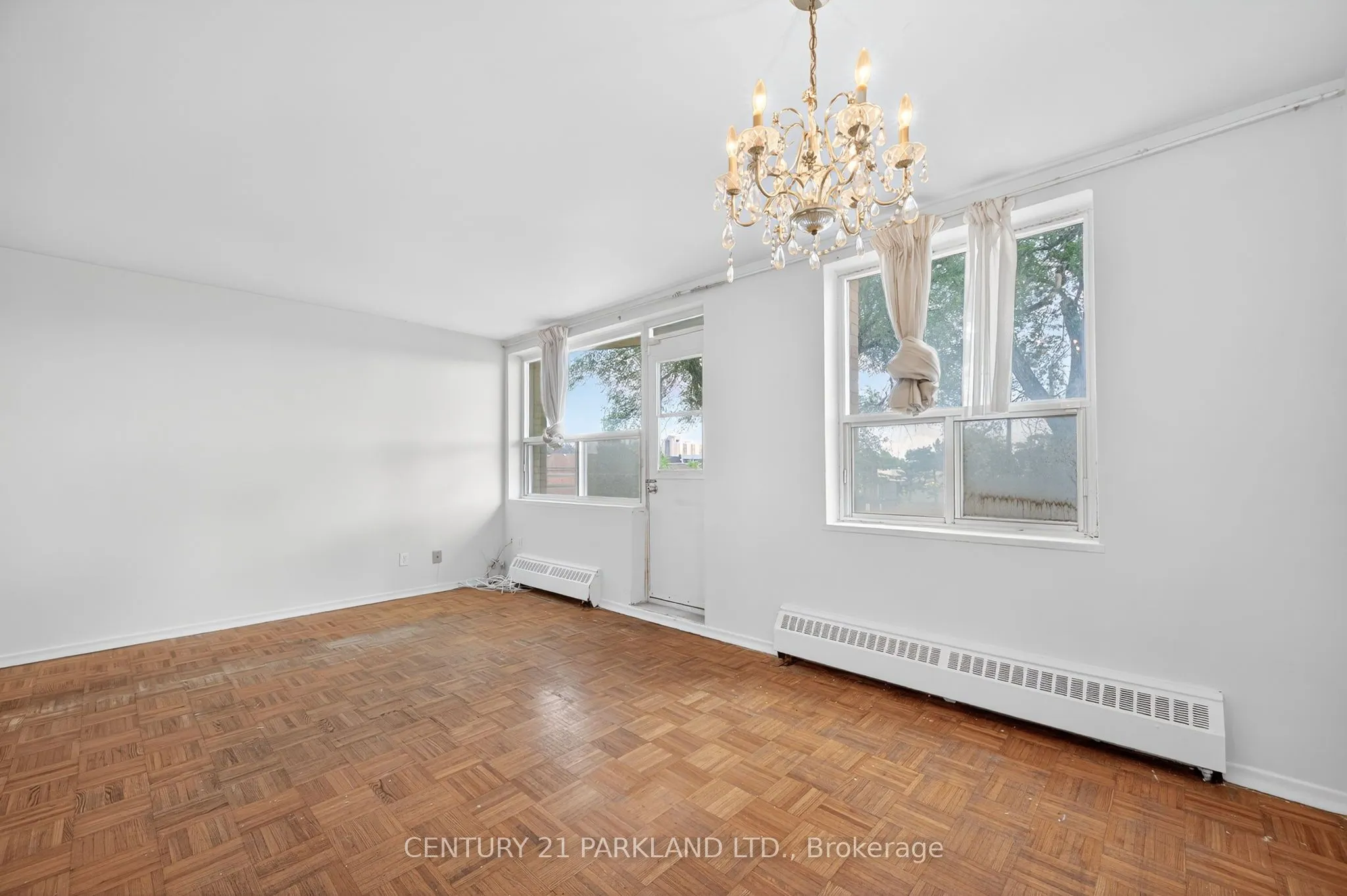 2961 Dufferin Street, #202