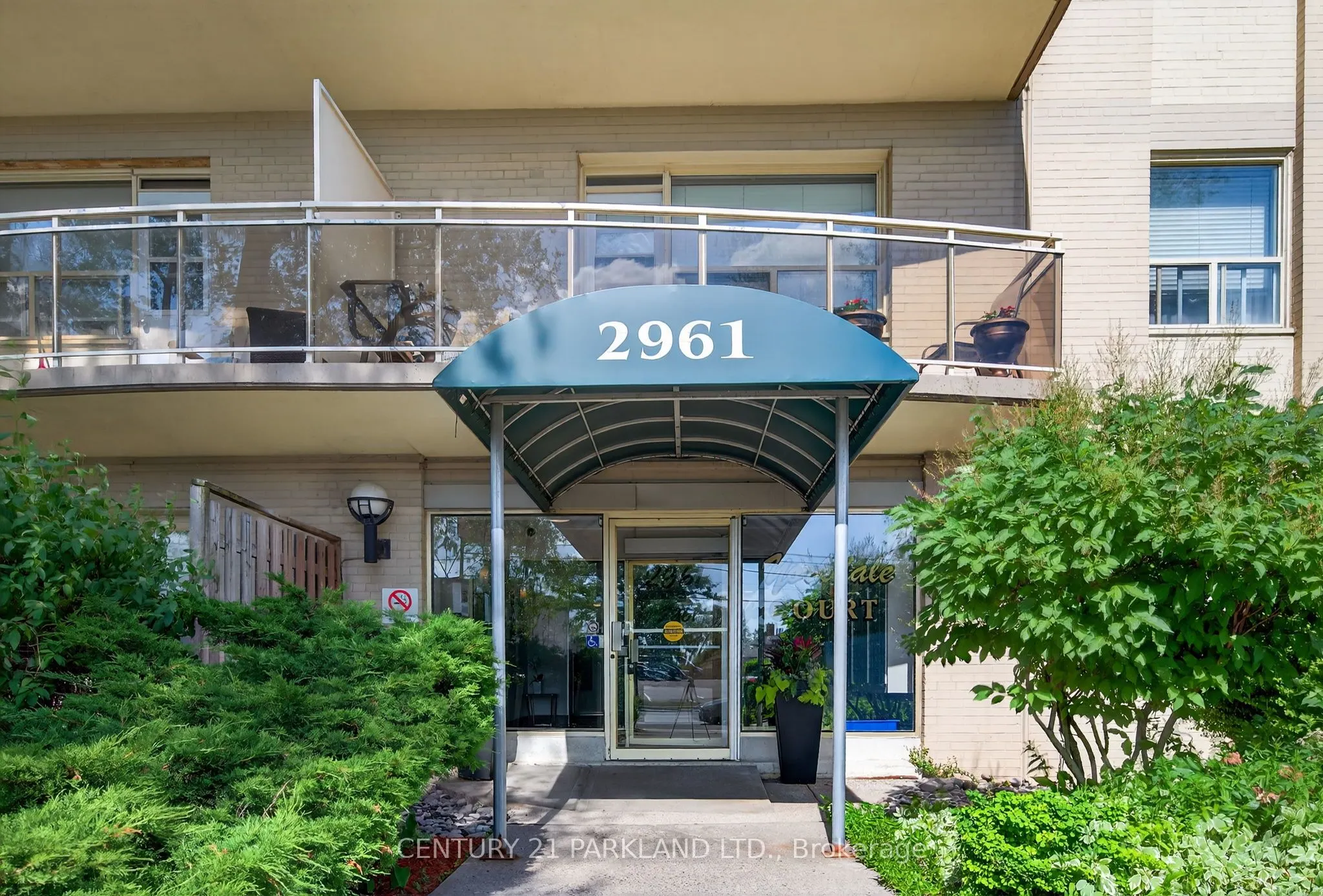 2961 Dufferin Street, #202