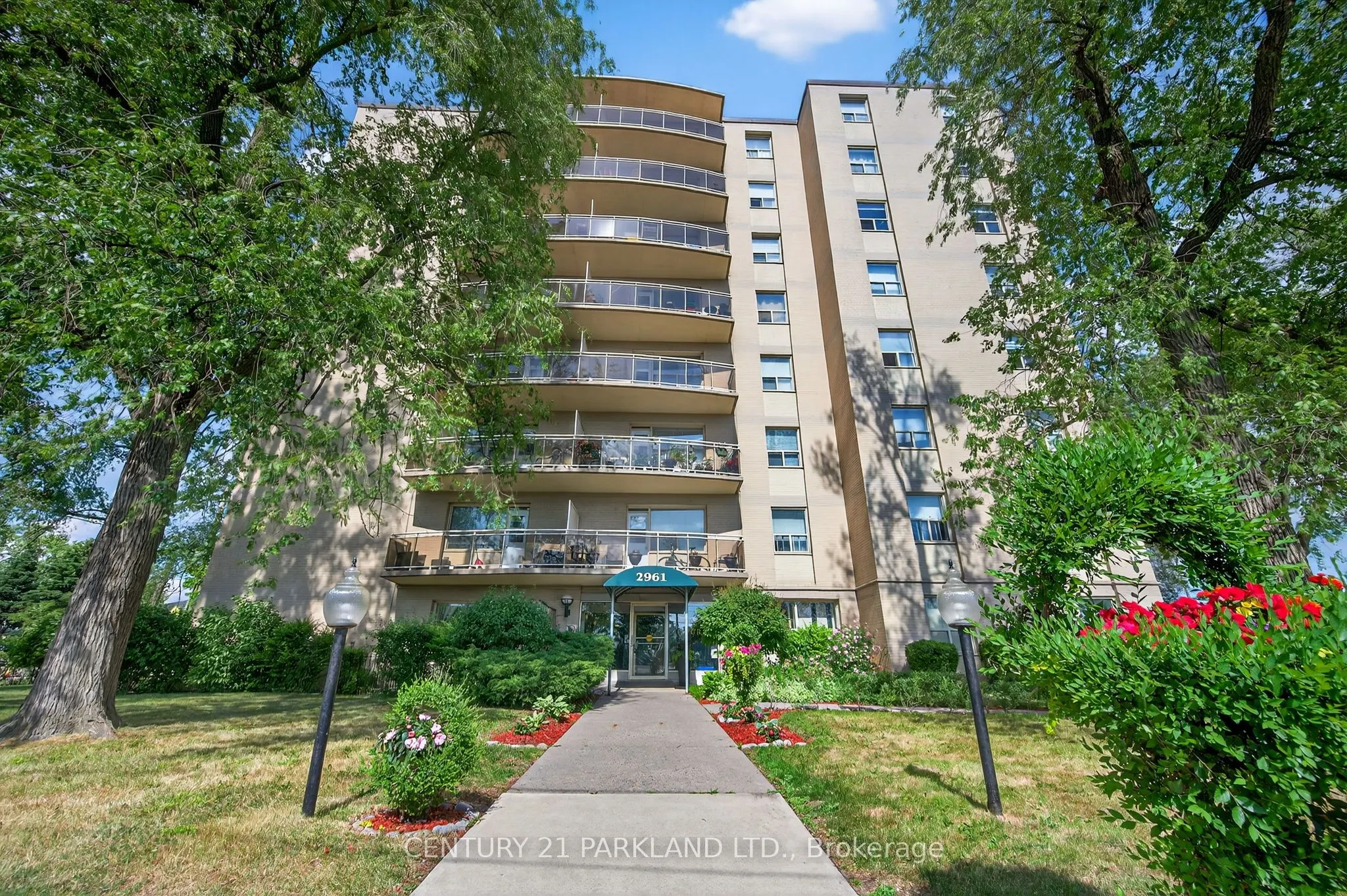 2961 Dufferin Street, #202