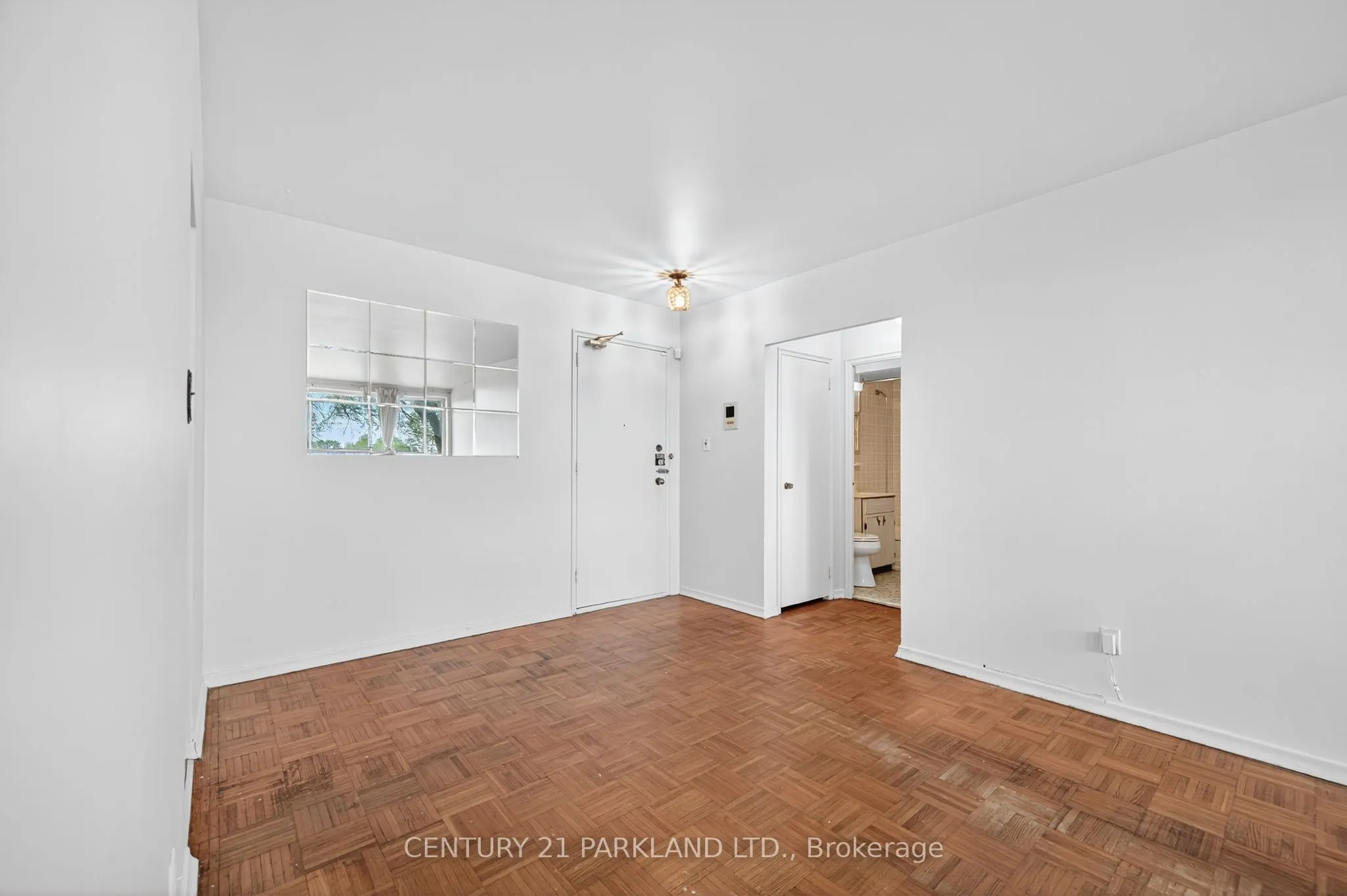 2961 Dufferin Street, #202