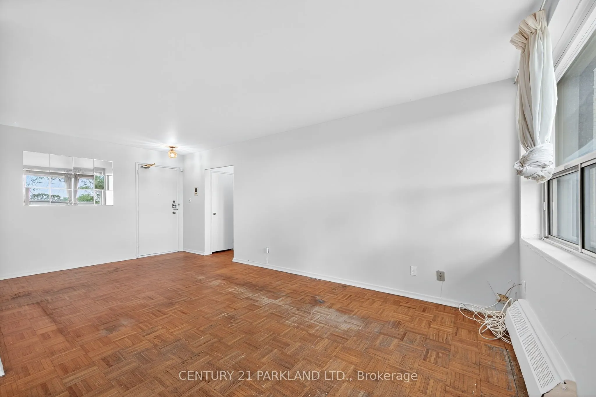2961 Dufferin Street, #202