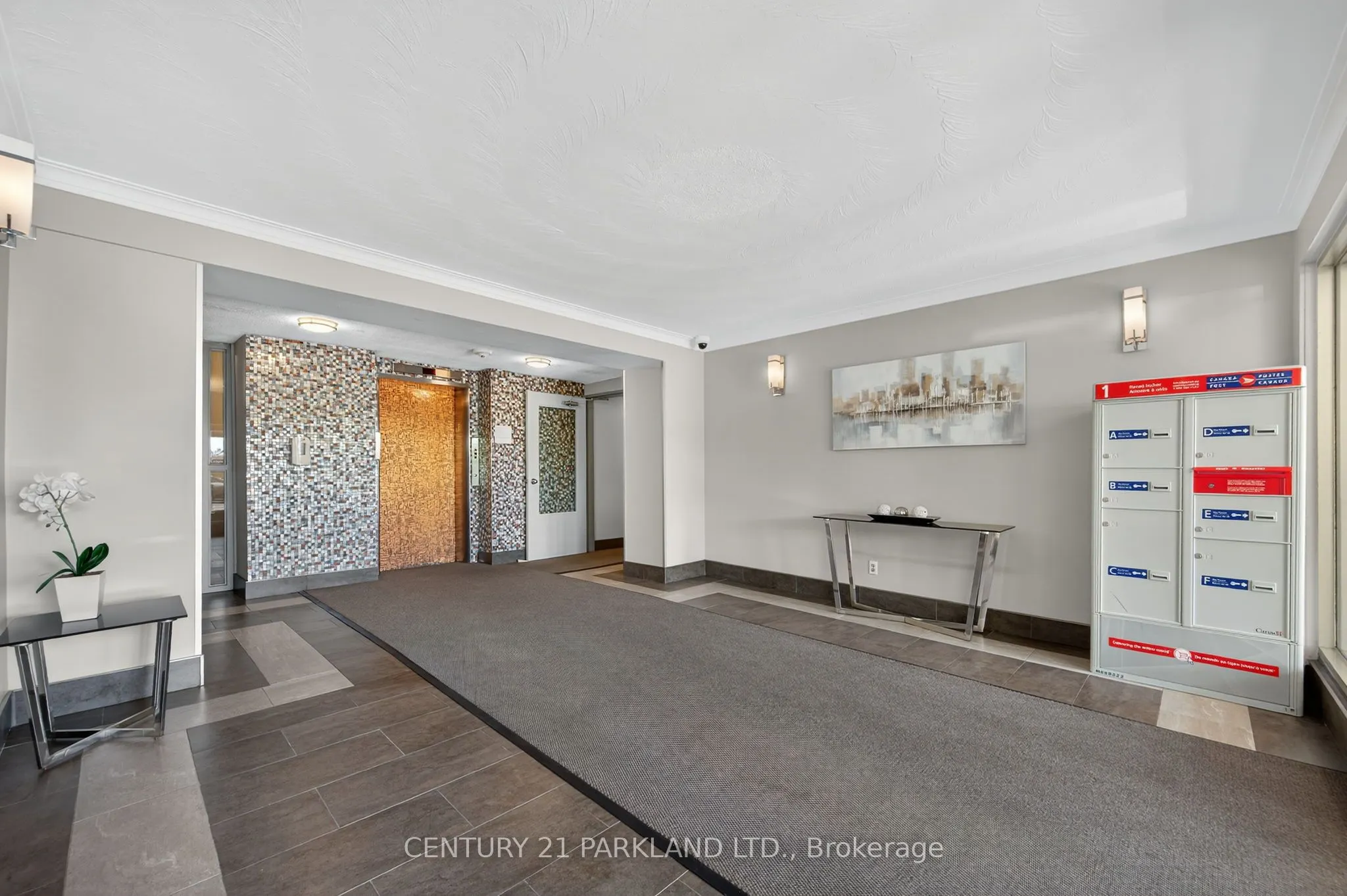 2961 Dufferin Street, #202