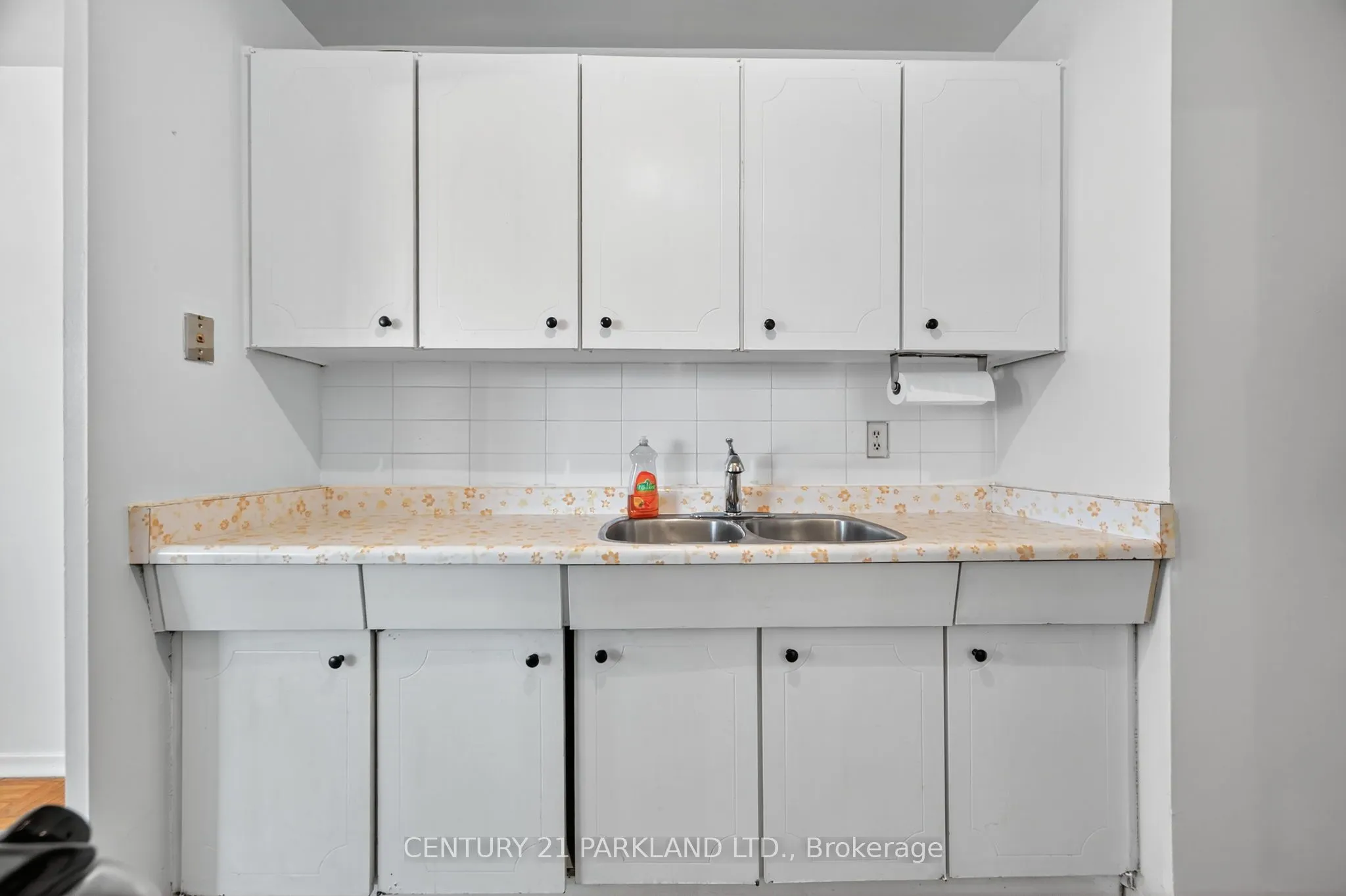 2961 Dufferin Street, #202