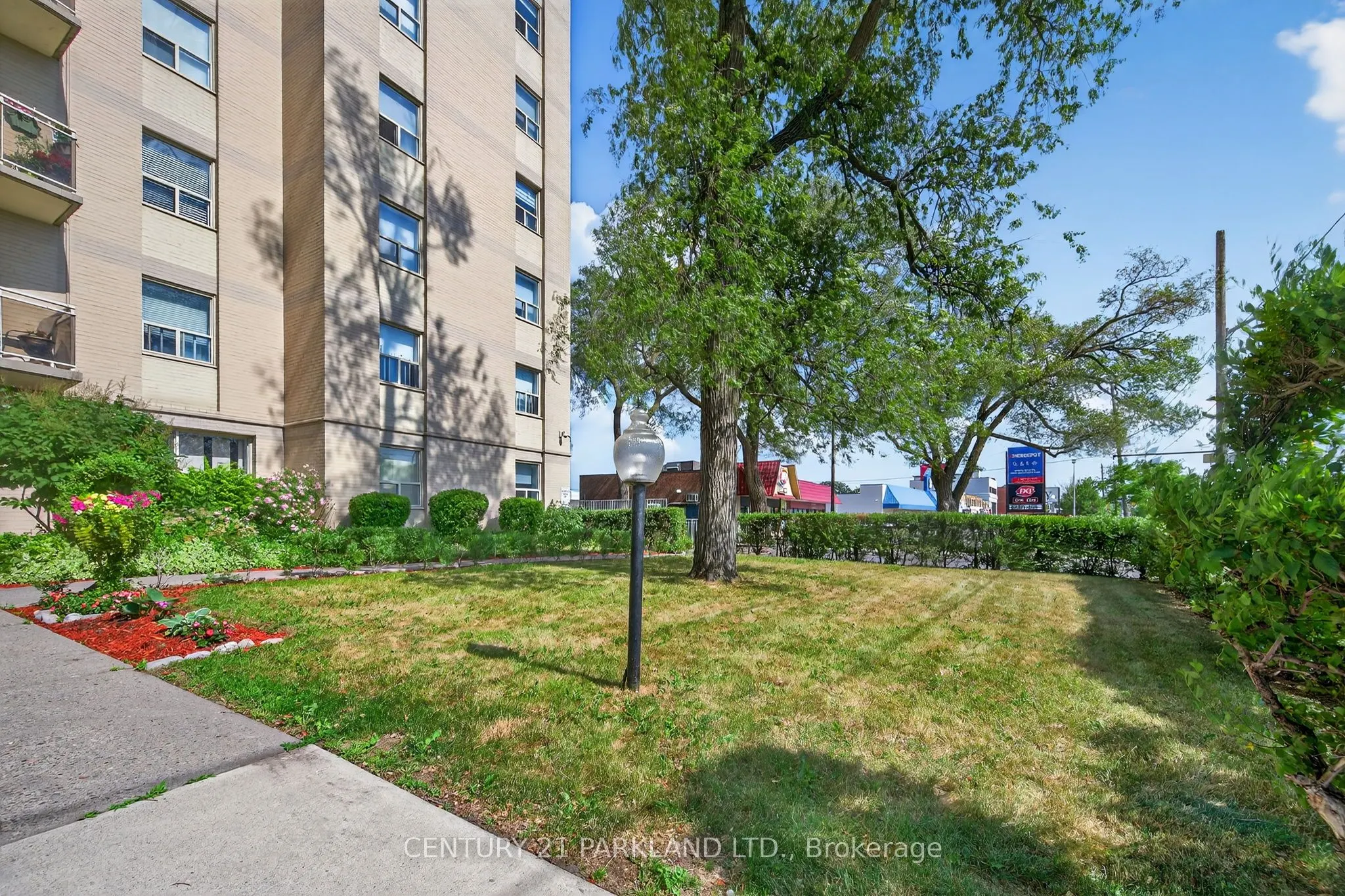 2961 Dufferin Street, #202