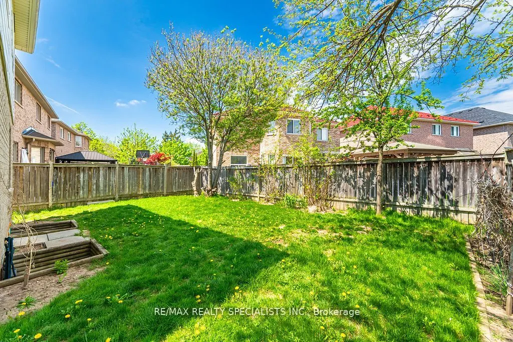 44 Deforest Drive