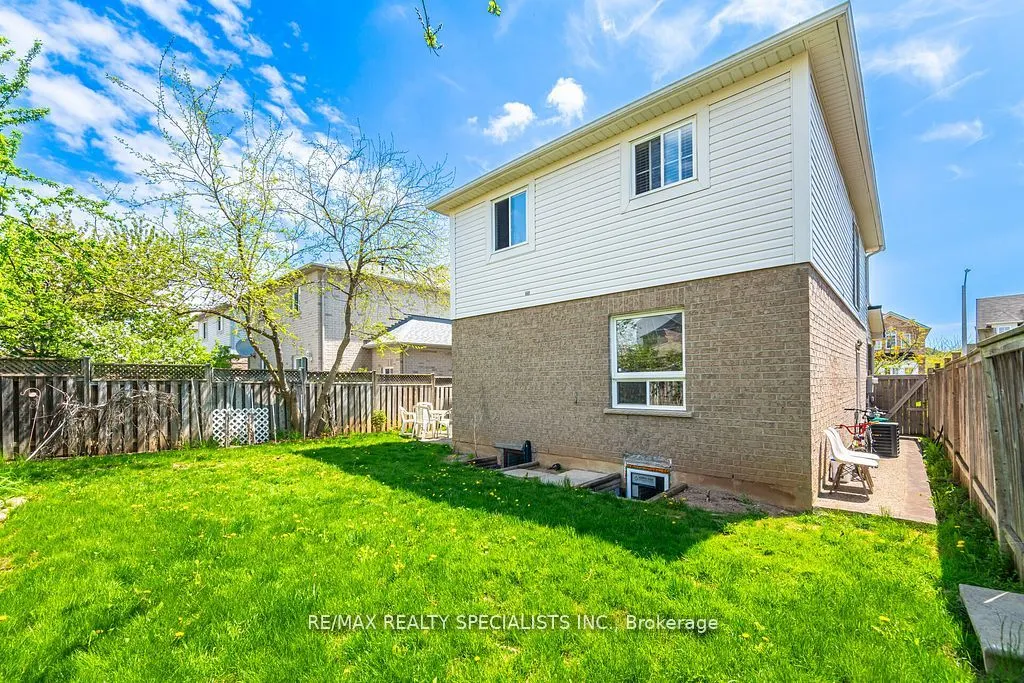 44 Deforest Drive