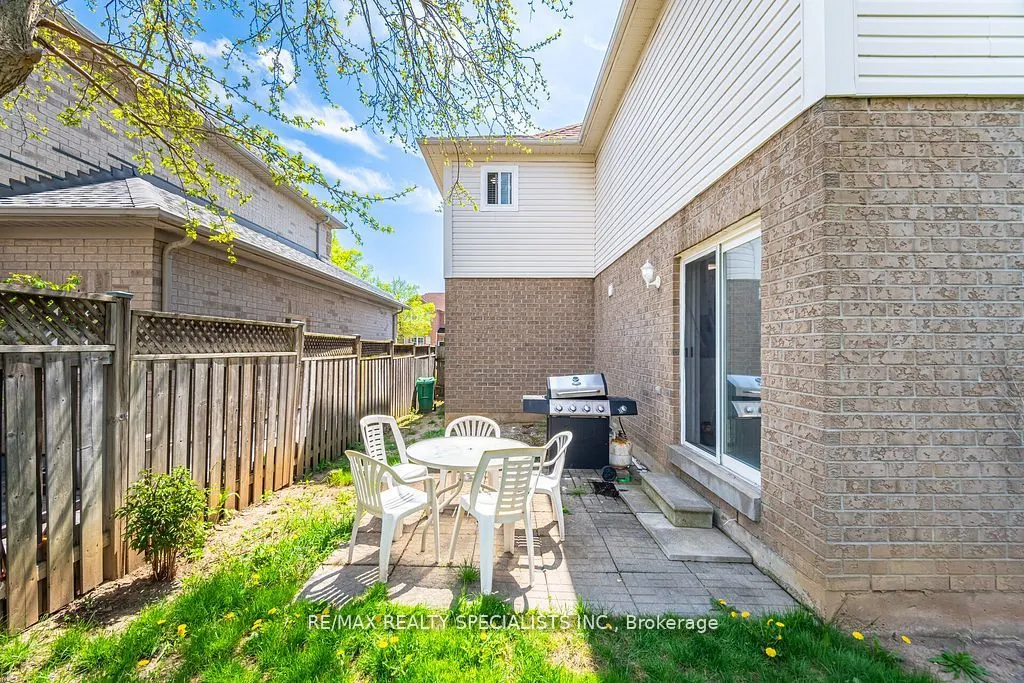 44 Deforest Drive