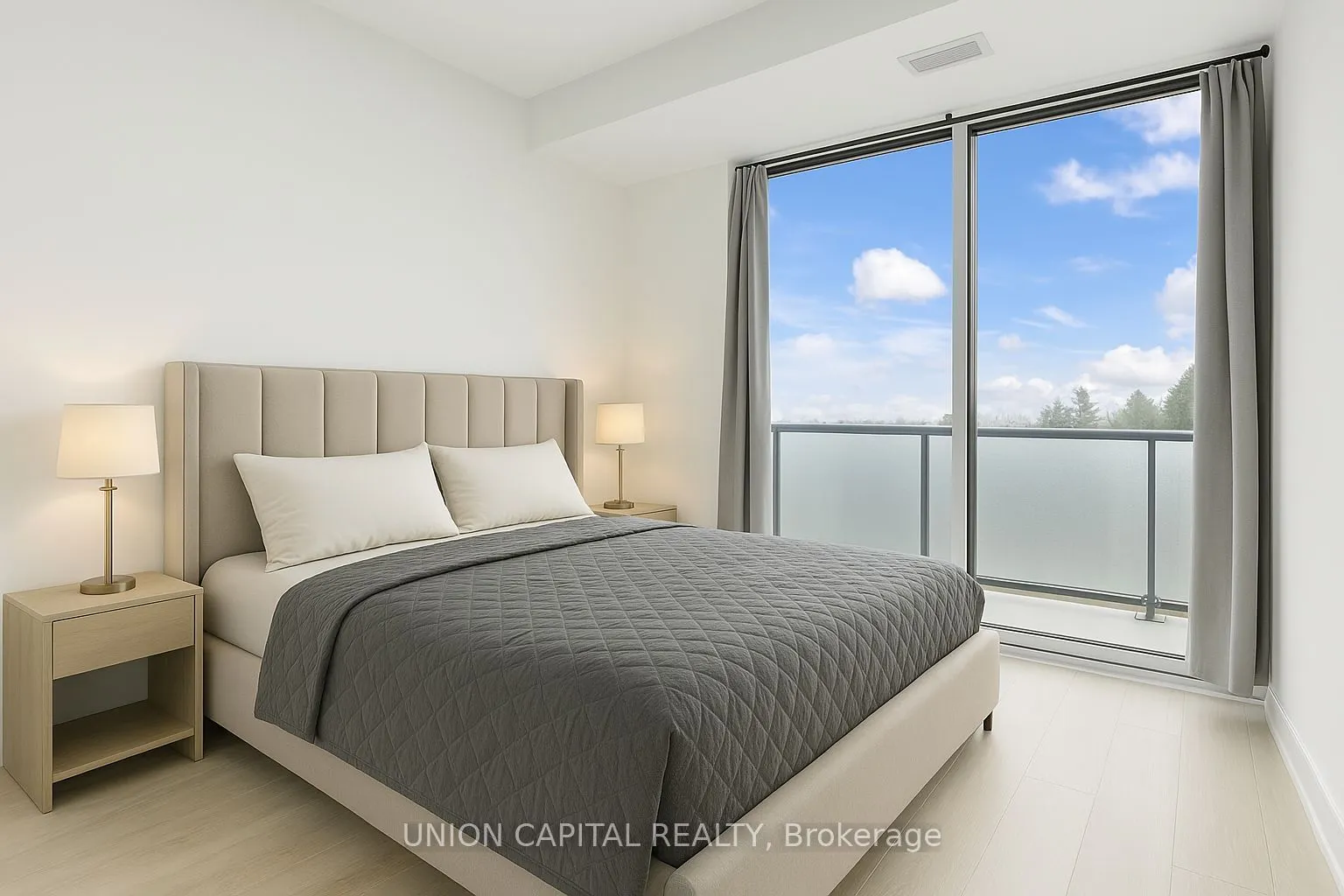 215 Lakeshore Road W, #530
