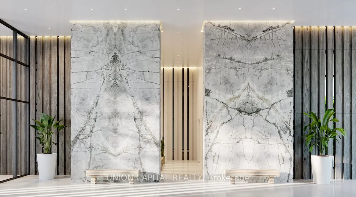 215 Lakeshore Road W, #530