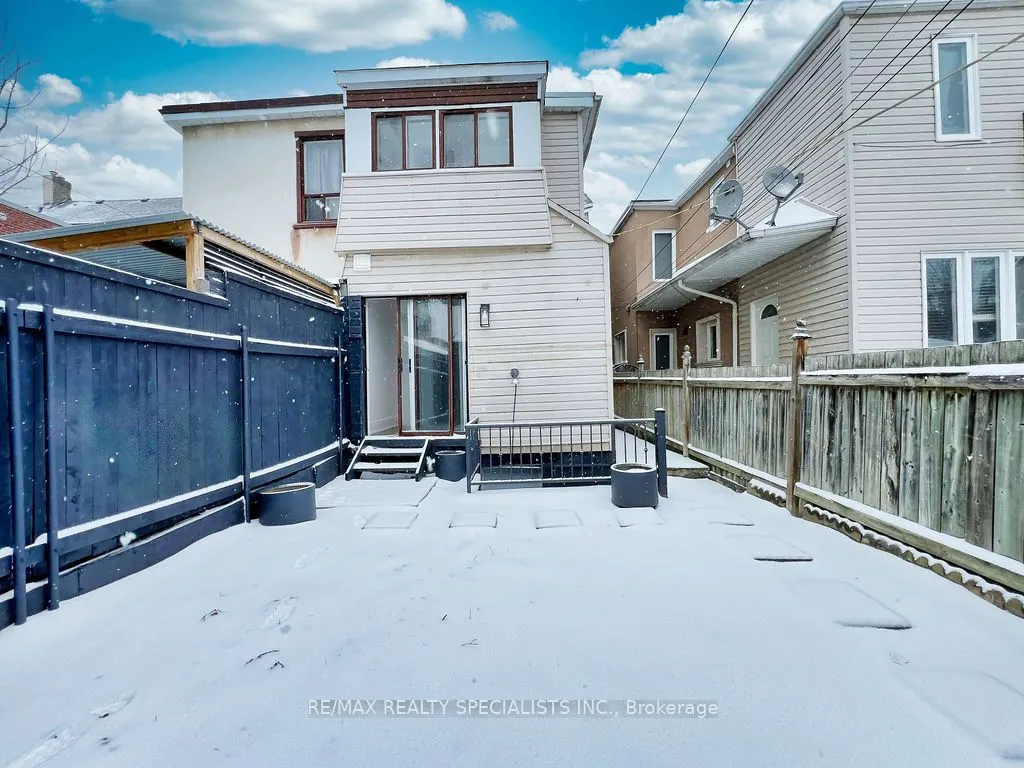 169 Lappin Avenue