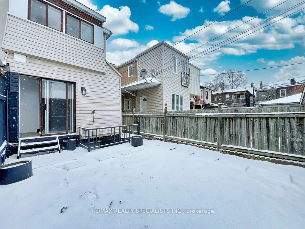 169 Lappin Avenue