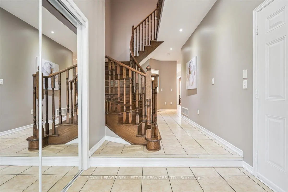 3187 Cotter Road