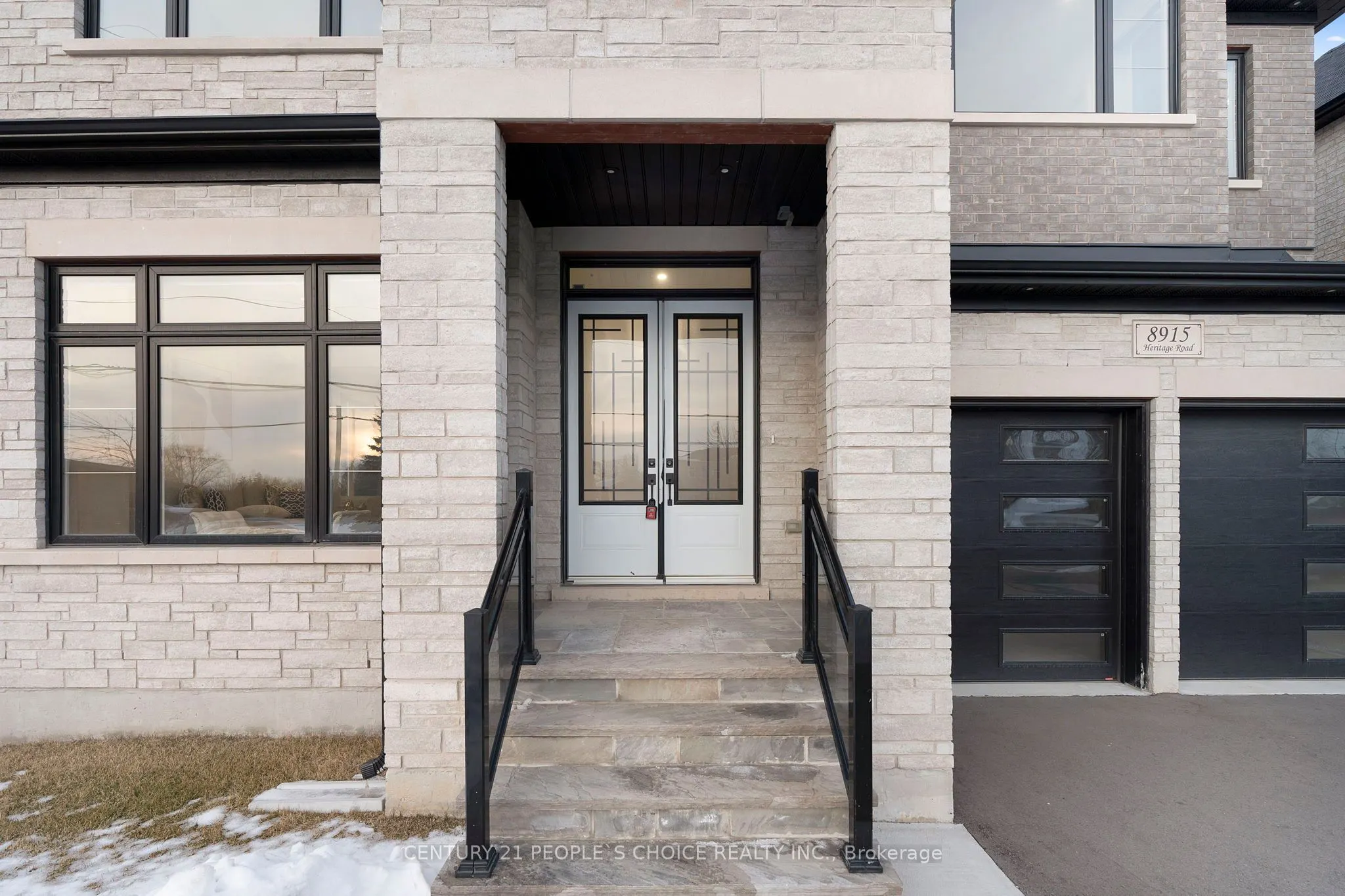 8915 Heritage Road, #Upper
