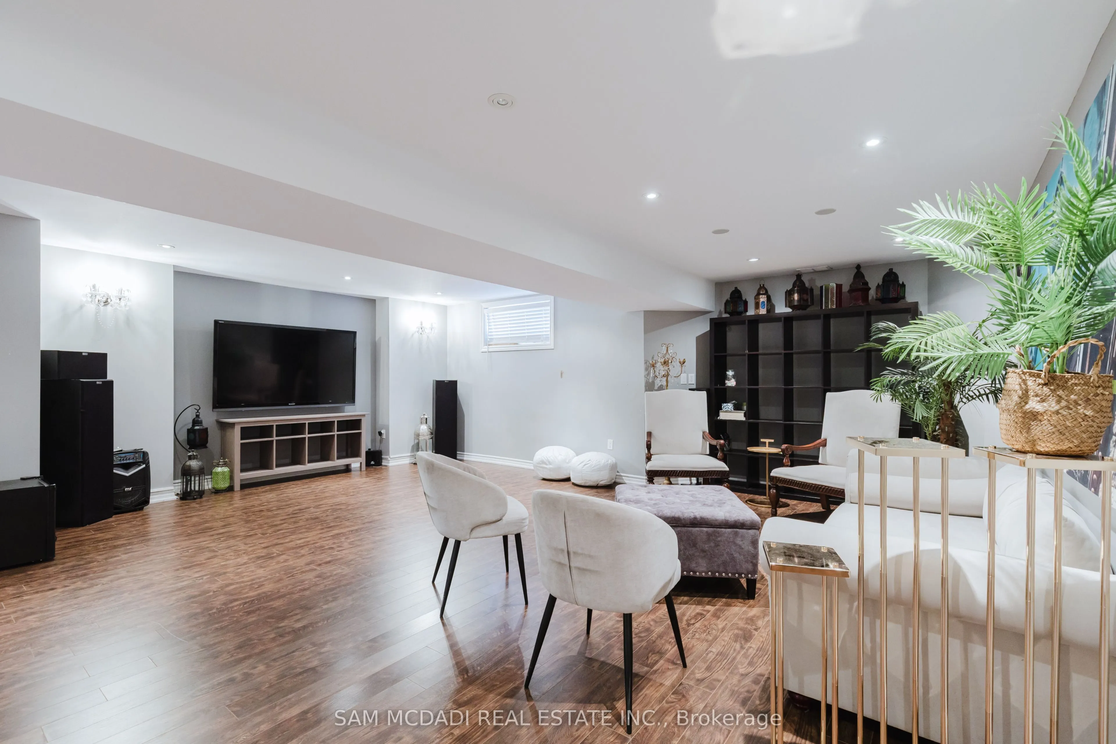 700 Serafini Crescent