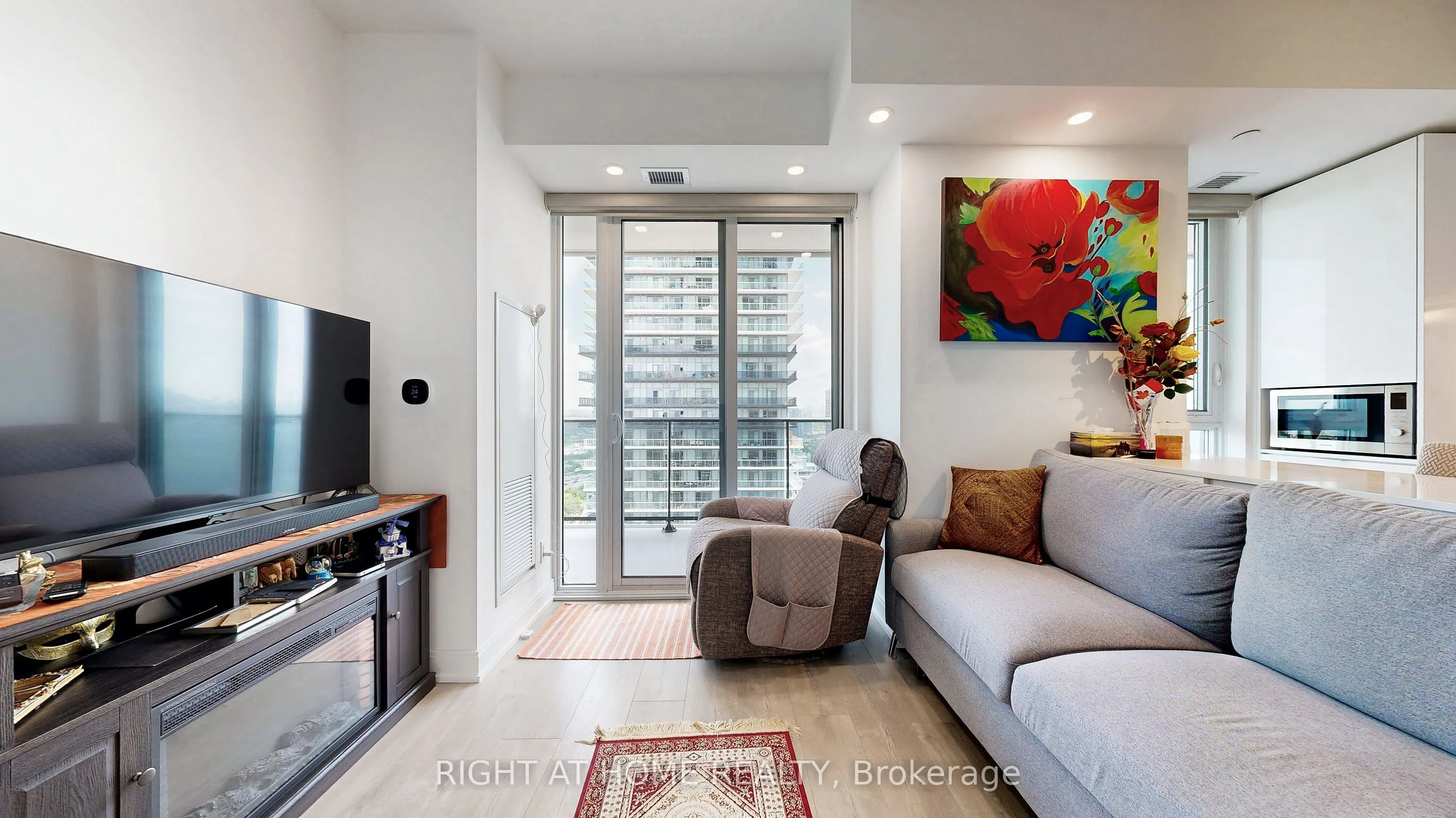 70 Annie Craig Drive, #2703