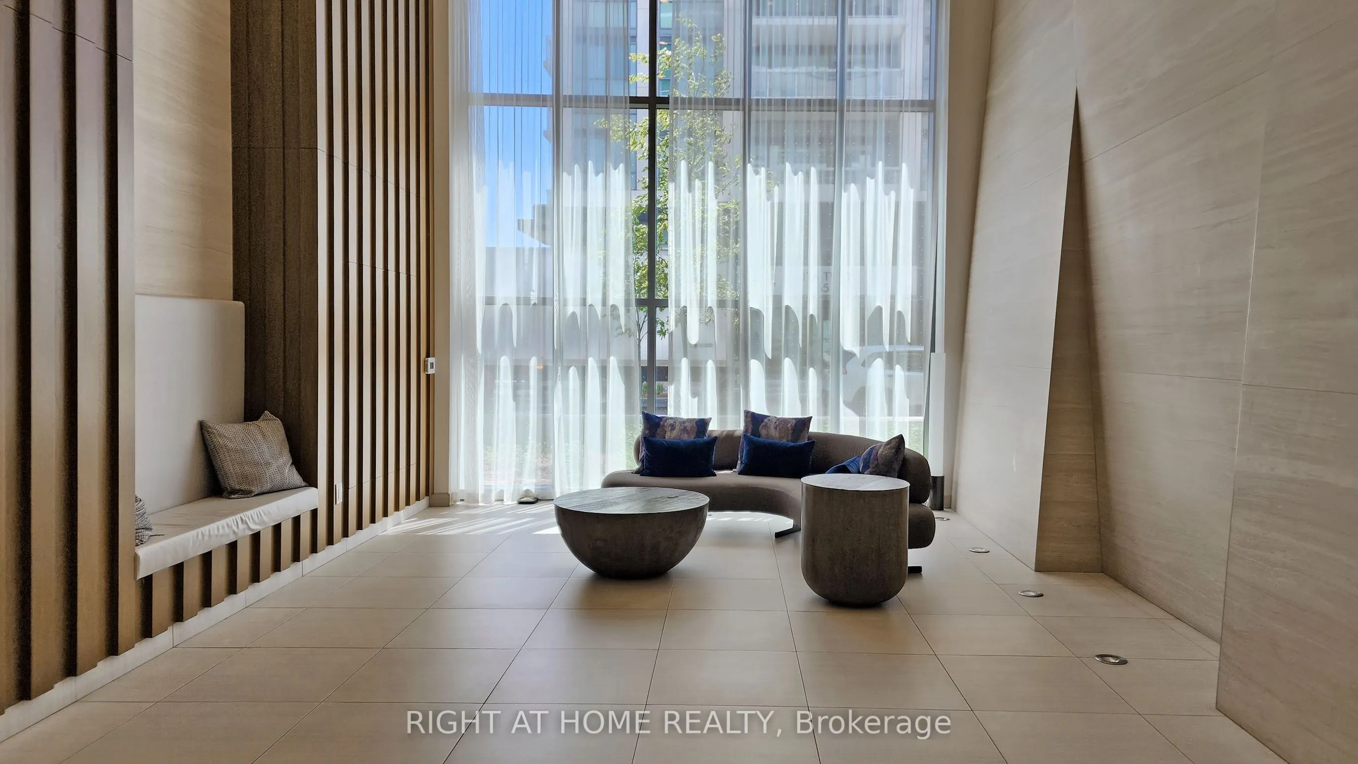 70 Annie Craig Drive, #2703