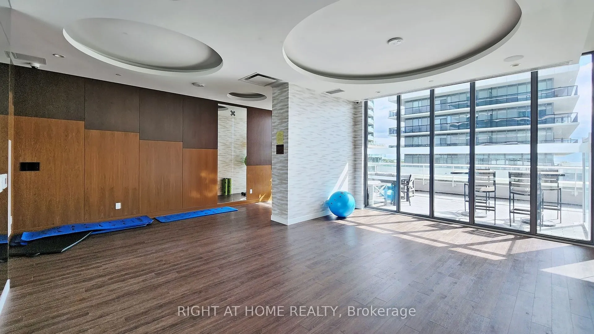 70 Annie Craig Drive, #2703