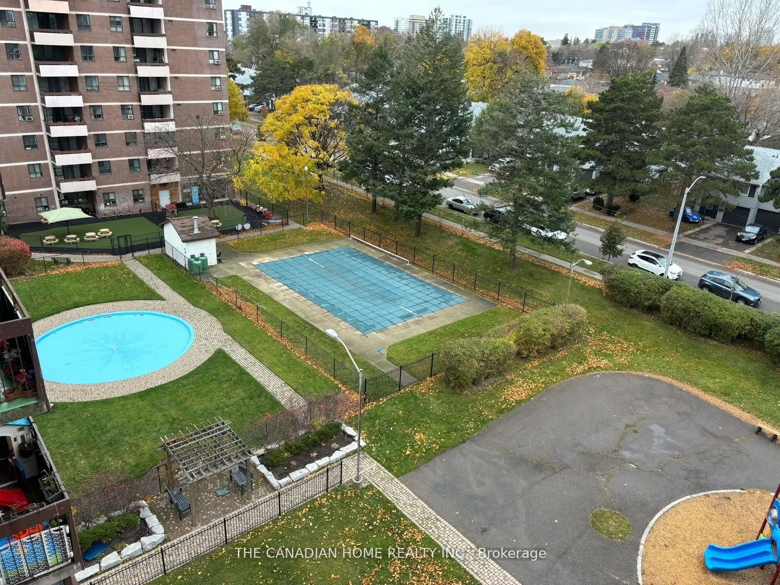 1625 Bloor Street E, #715