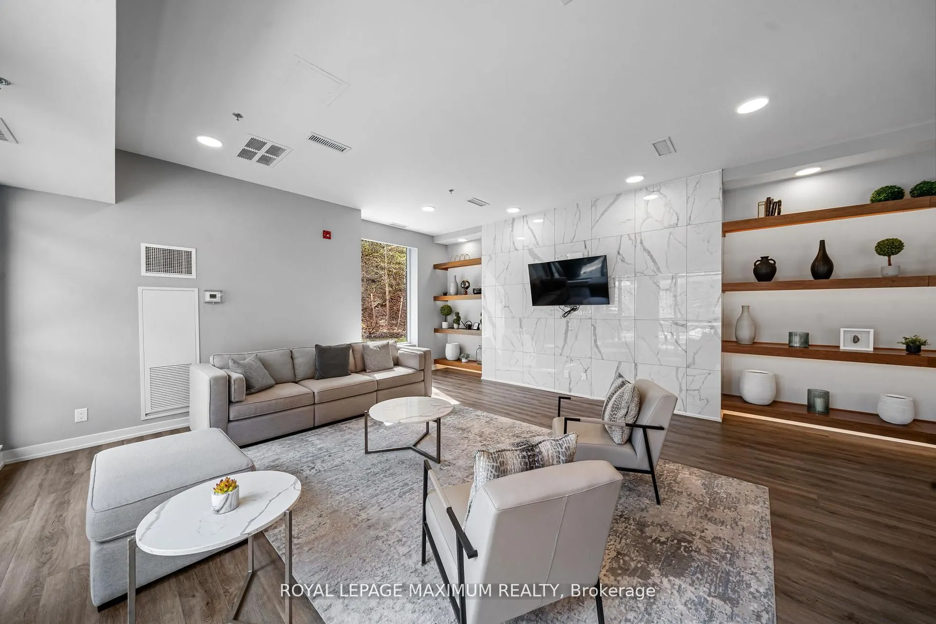 50 Ann Street, #410