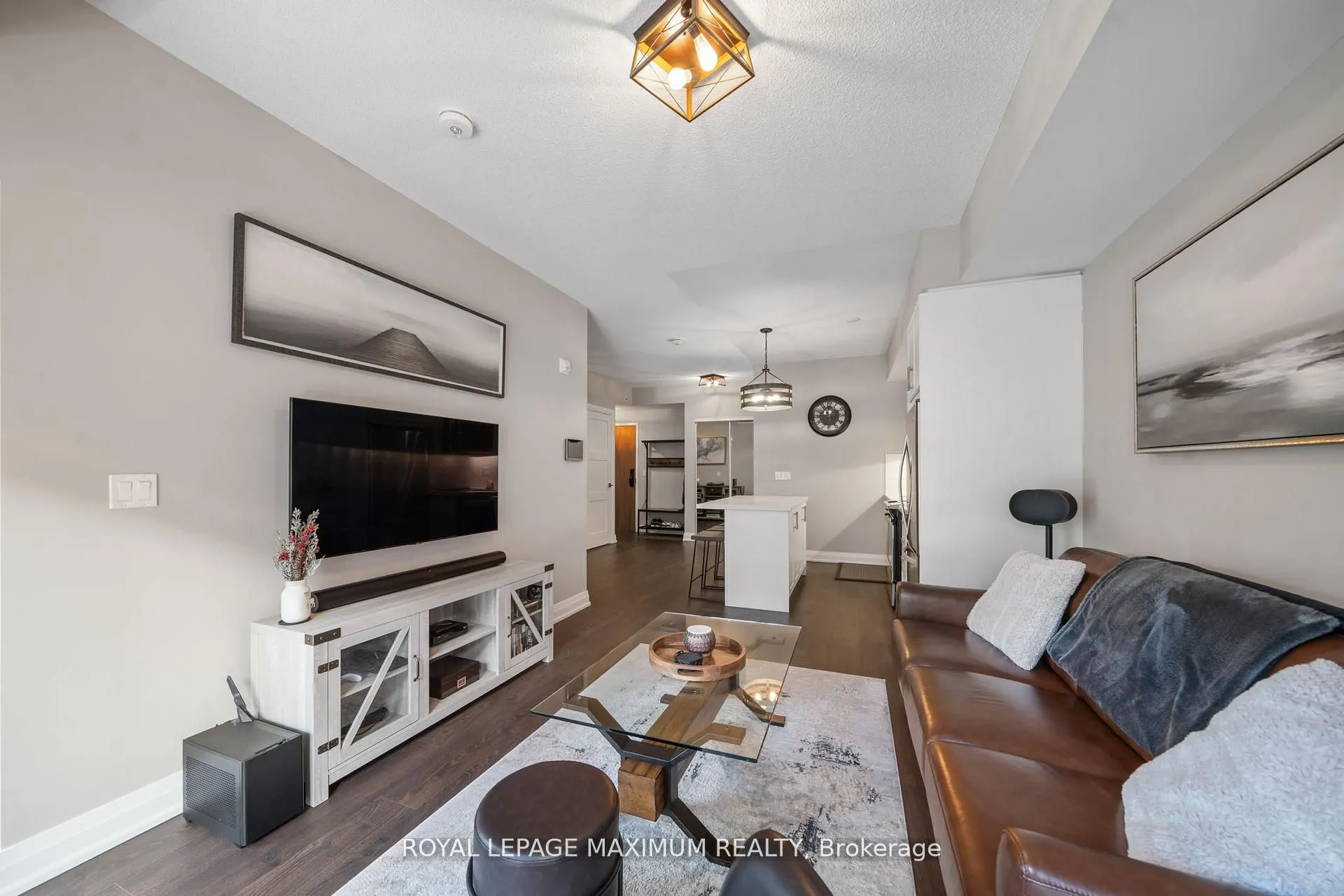 50 Ann Street, #410