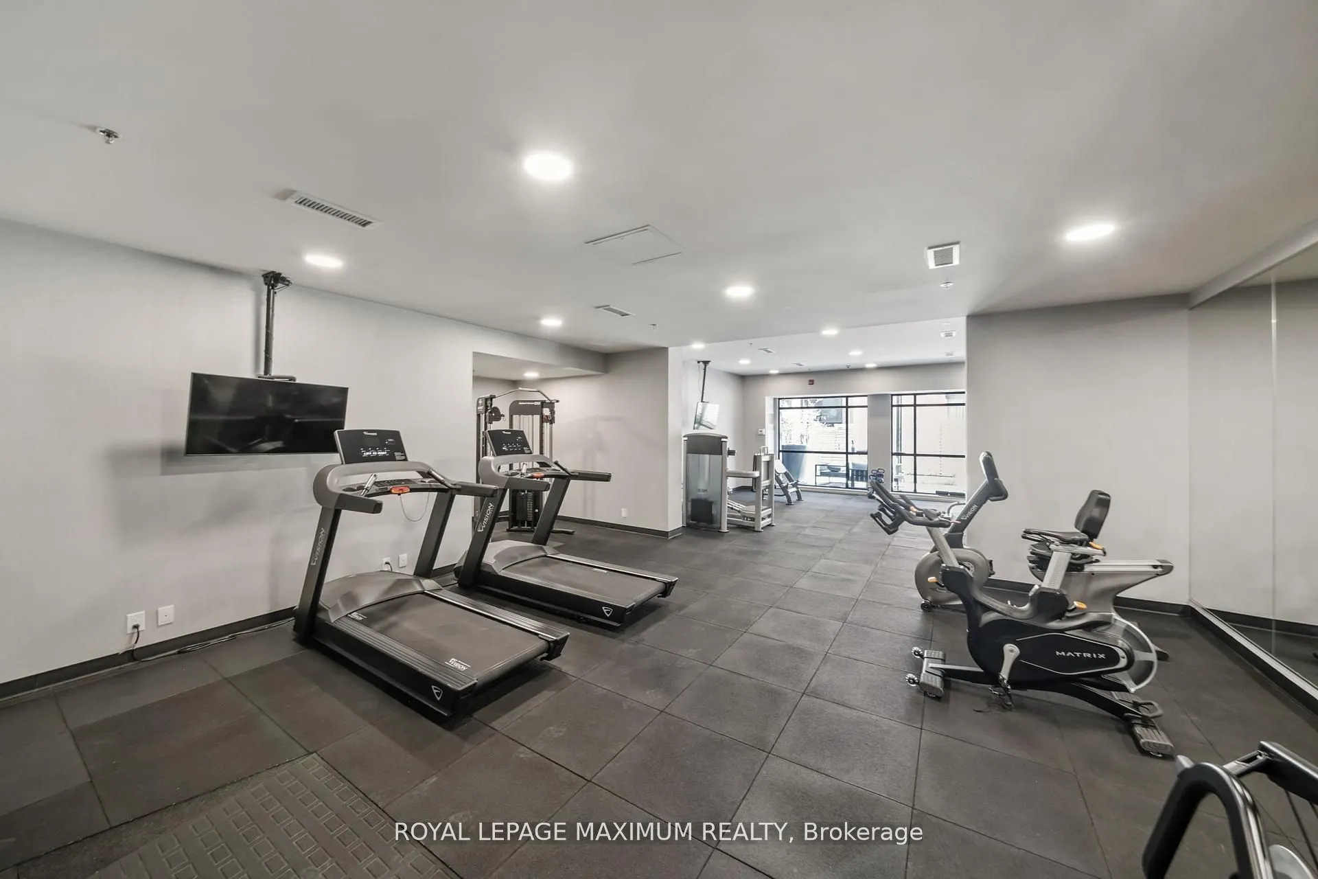 50 Ann Street, #410