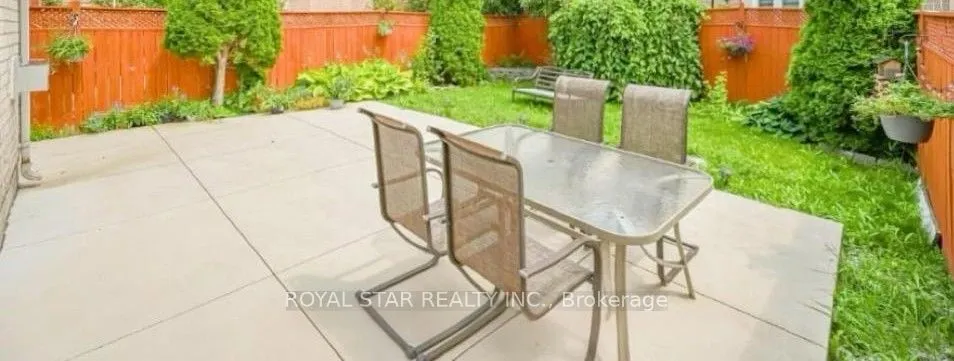 10 Narrow Valley Crescent