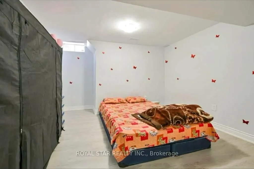 10 Narrow Valley Crescent