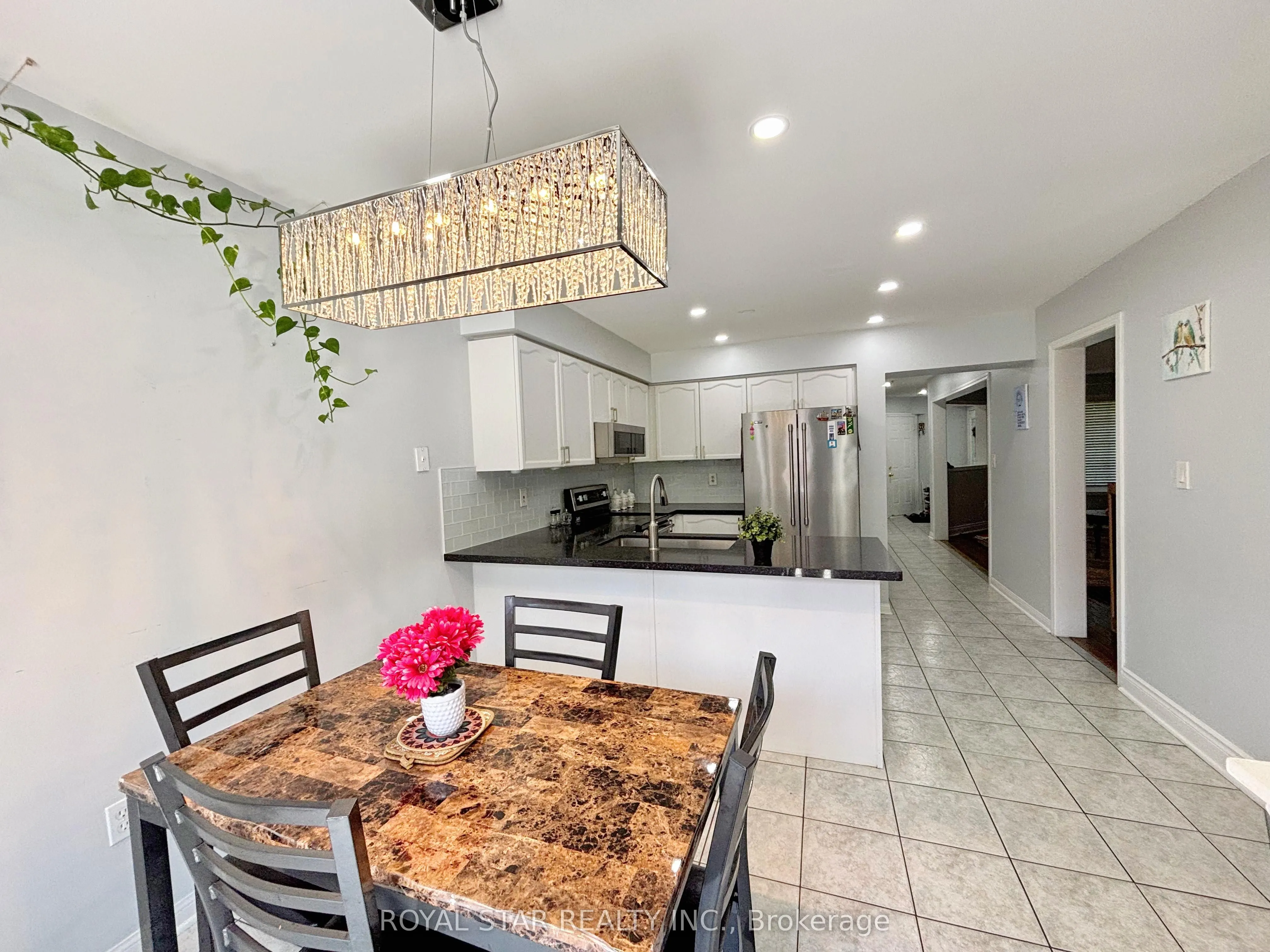 10 Narrow Valley Crescent