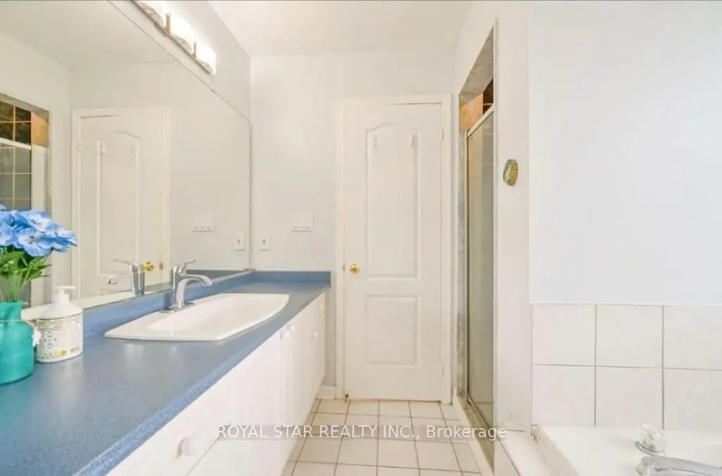 10 Narrow Valley Crescent