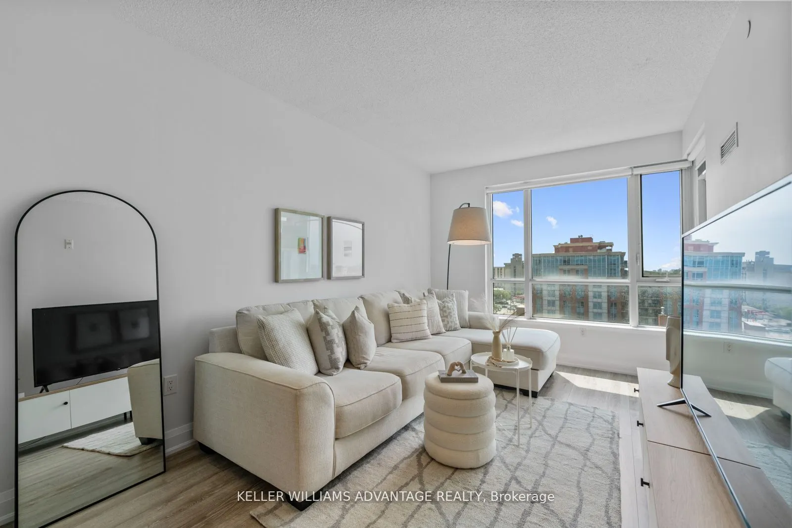 2800 Keele Street, #813