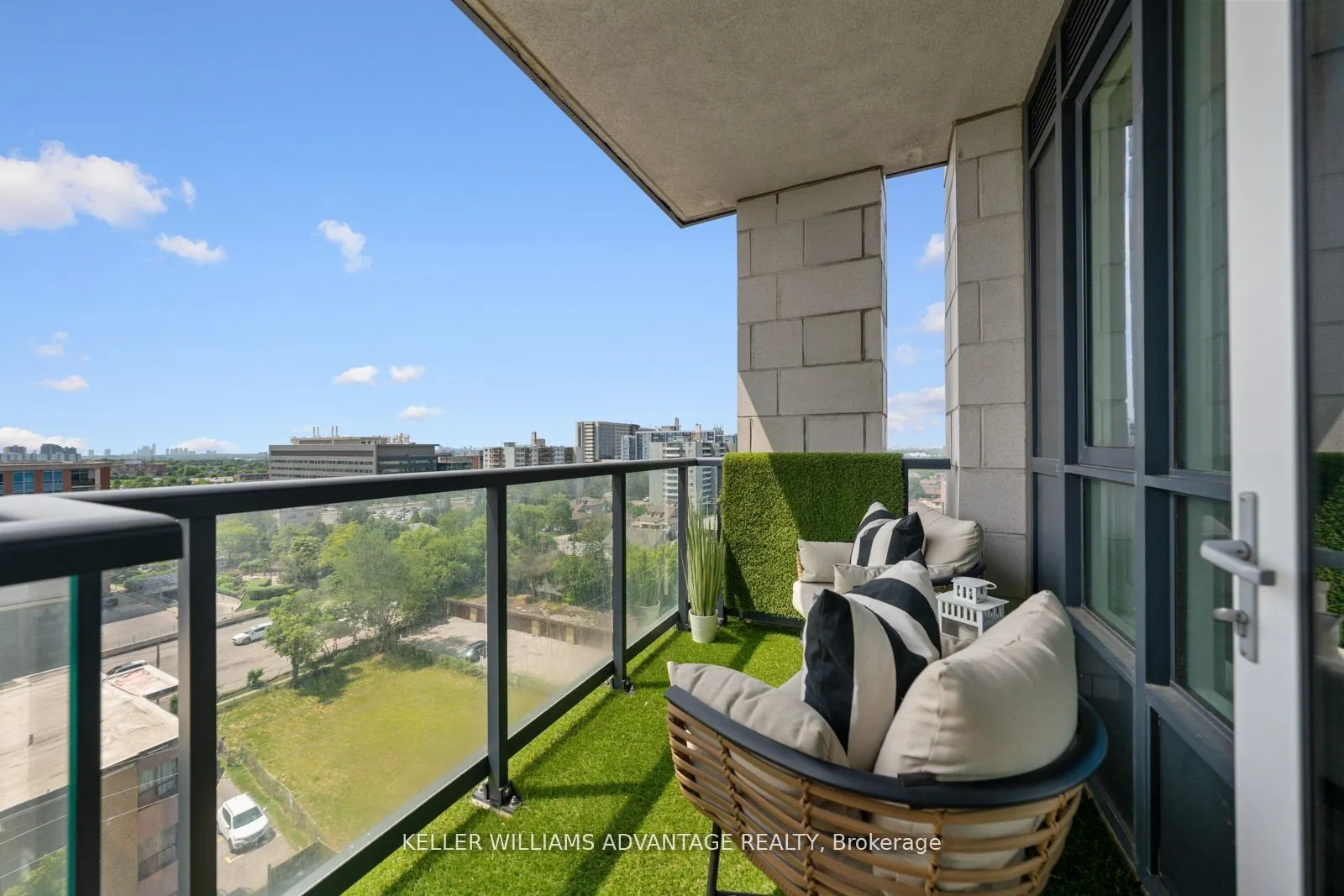 2800 Keele Street, #813