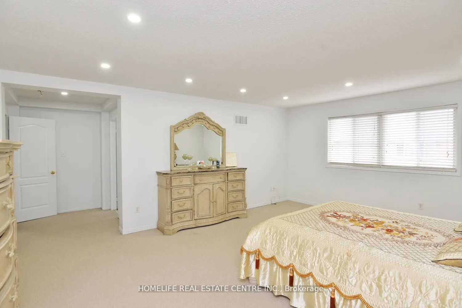 19 Briardale Road