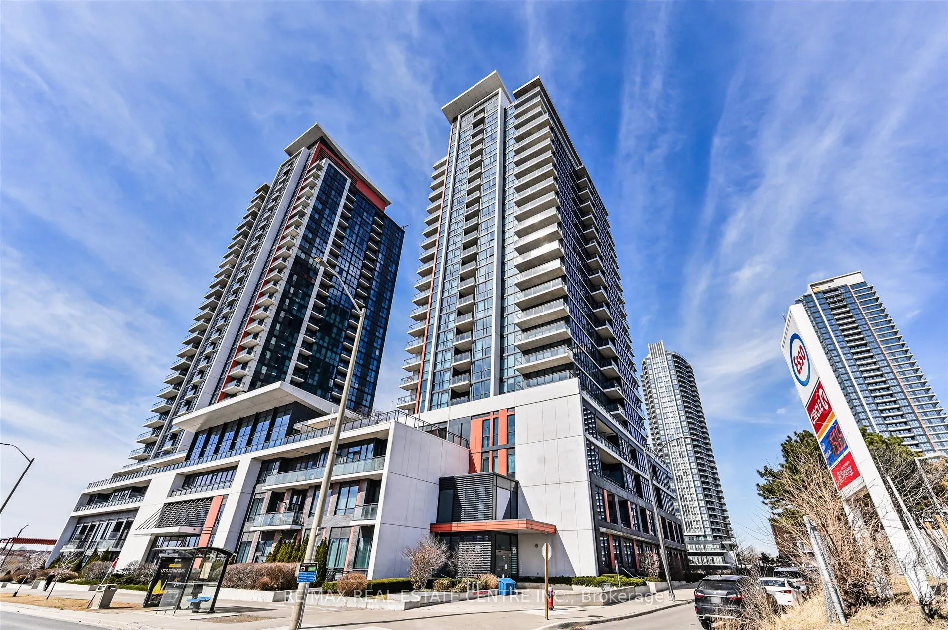 55 Eglinton Avenue W, #1402