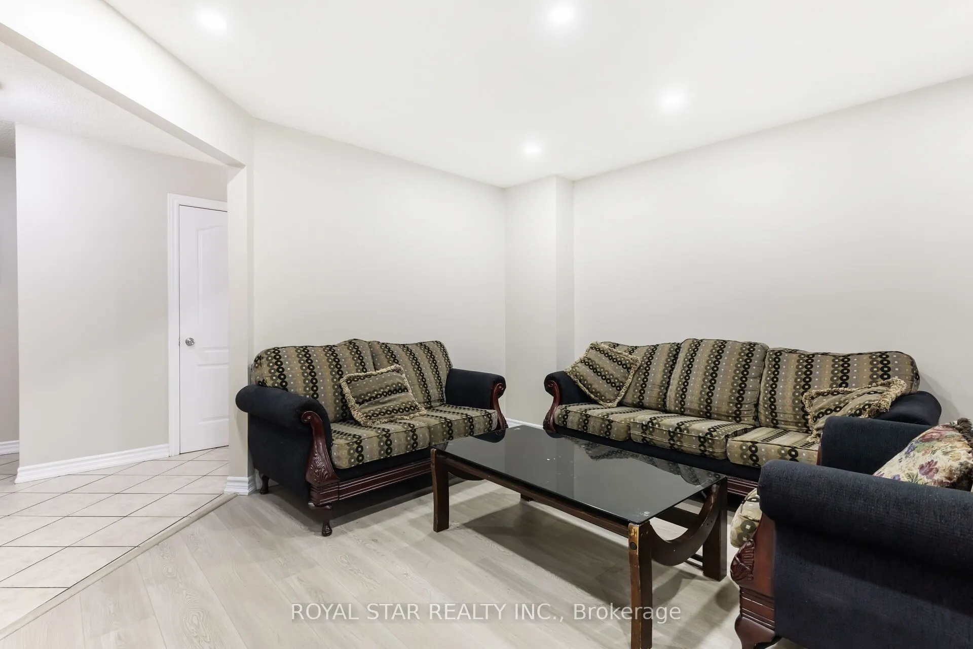 97 Banting Crescent